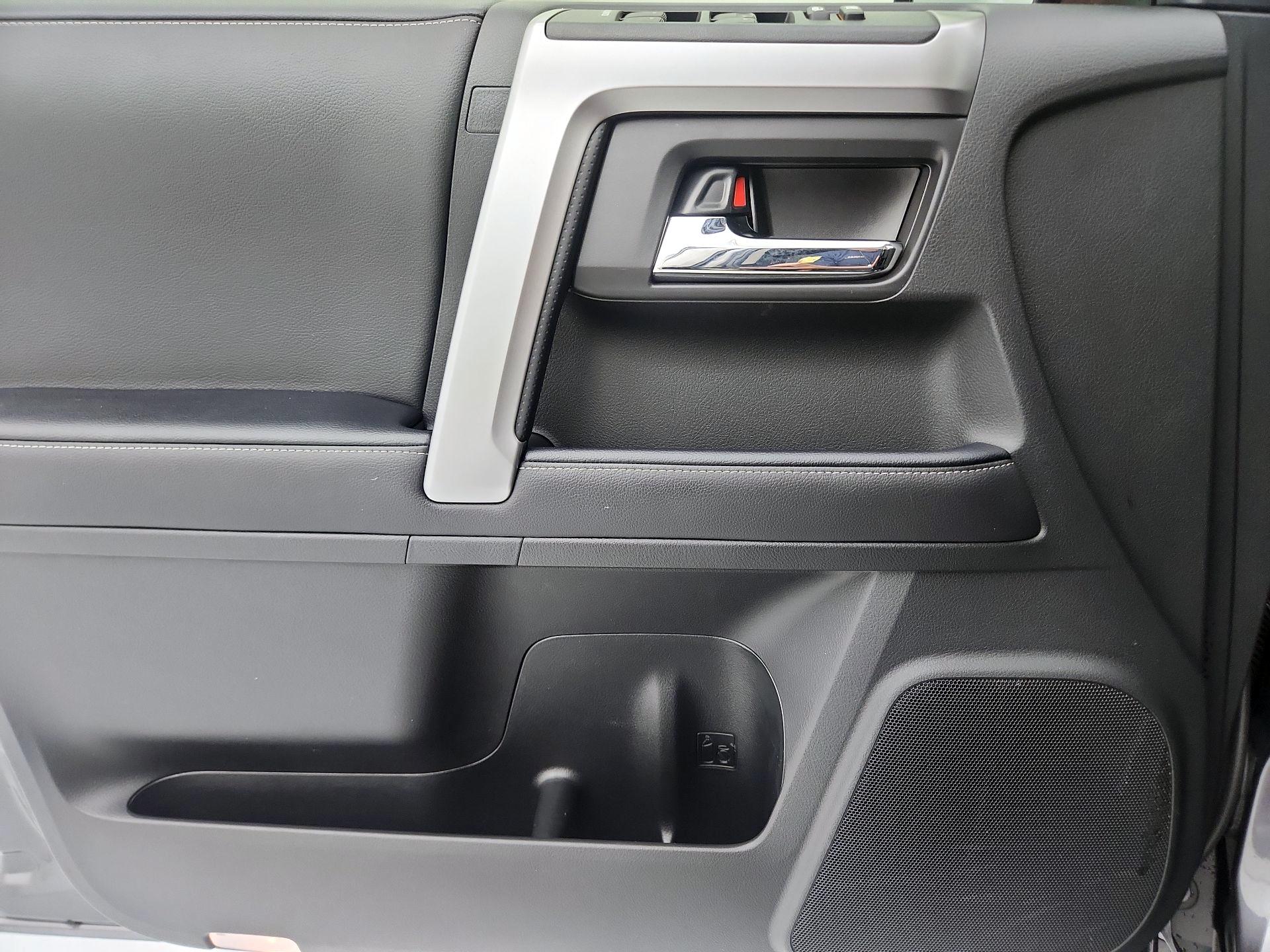 Thumbnail: 2023 Toyota 4Runner - 12