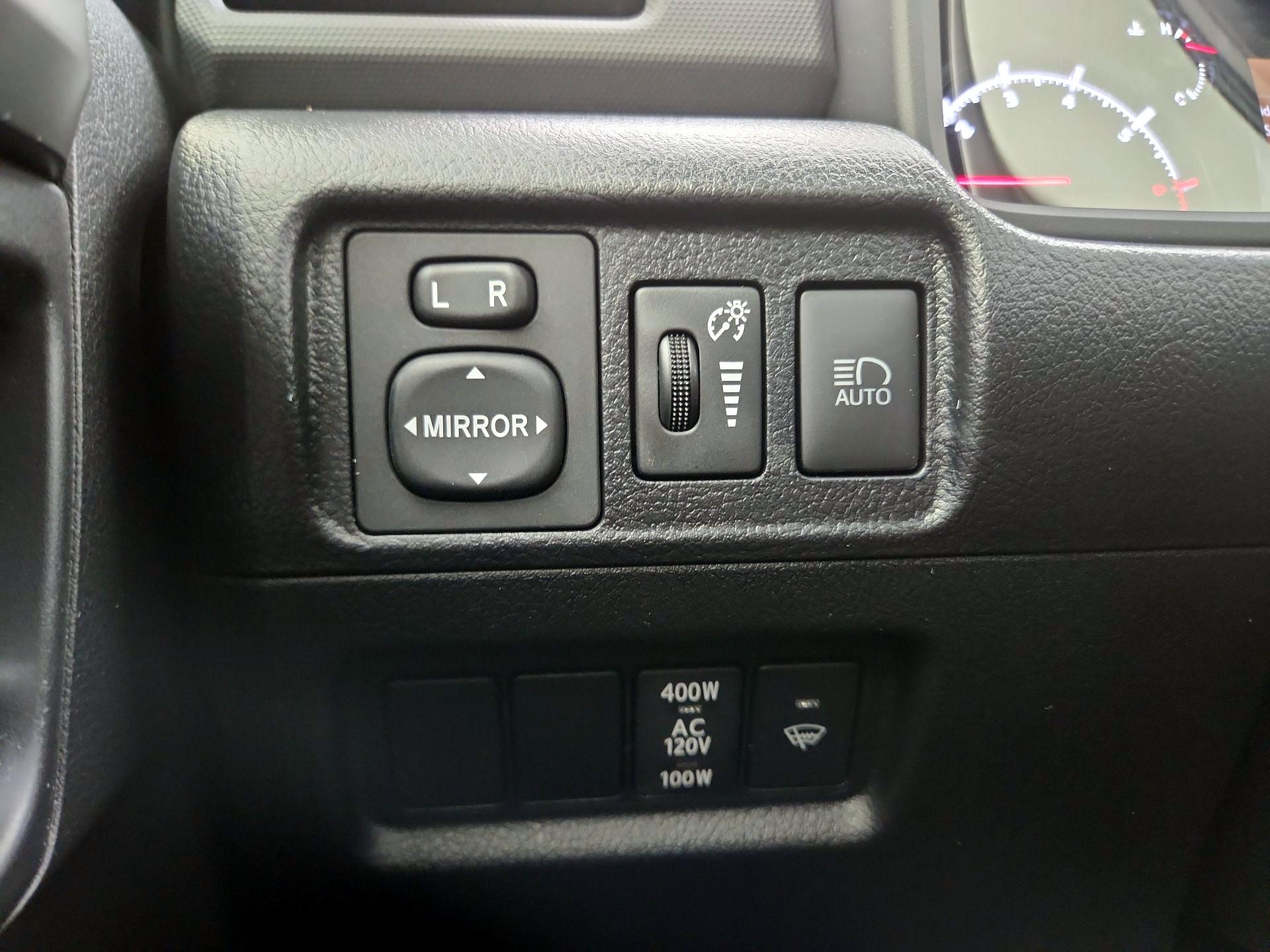 Thumbnail: 2023 Toyota 4Runner - 13