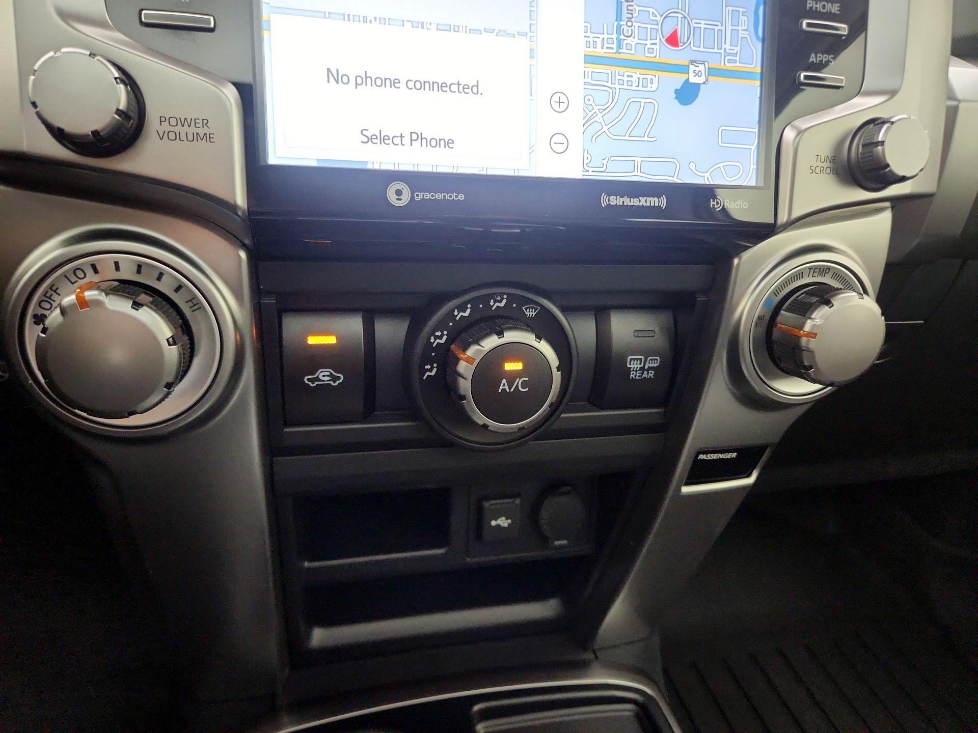 Thumbnail: 2023 Toyota 4Runner - 17