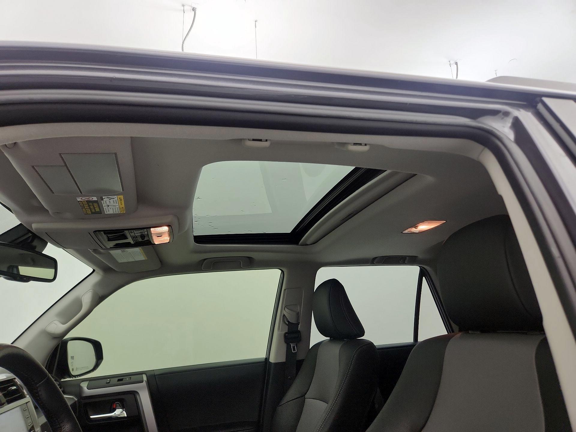 Thumbnail: 2023 Toyota 4Runner - 19