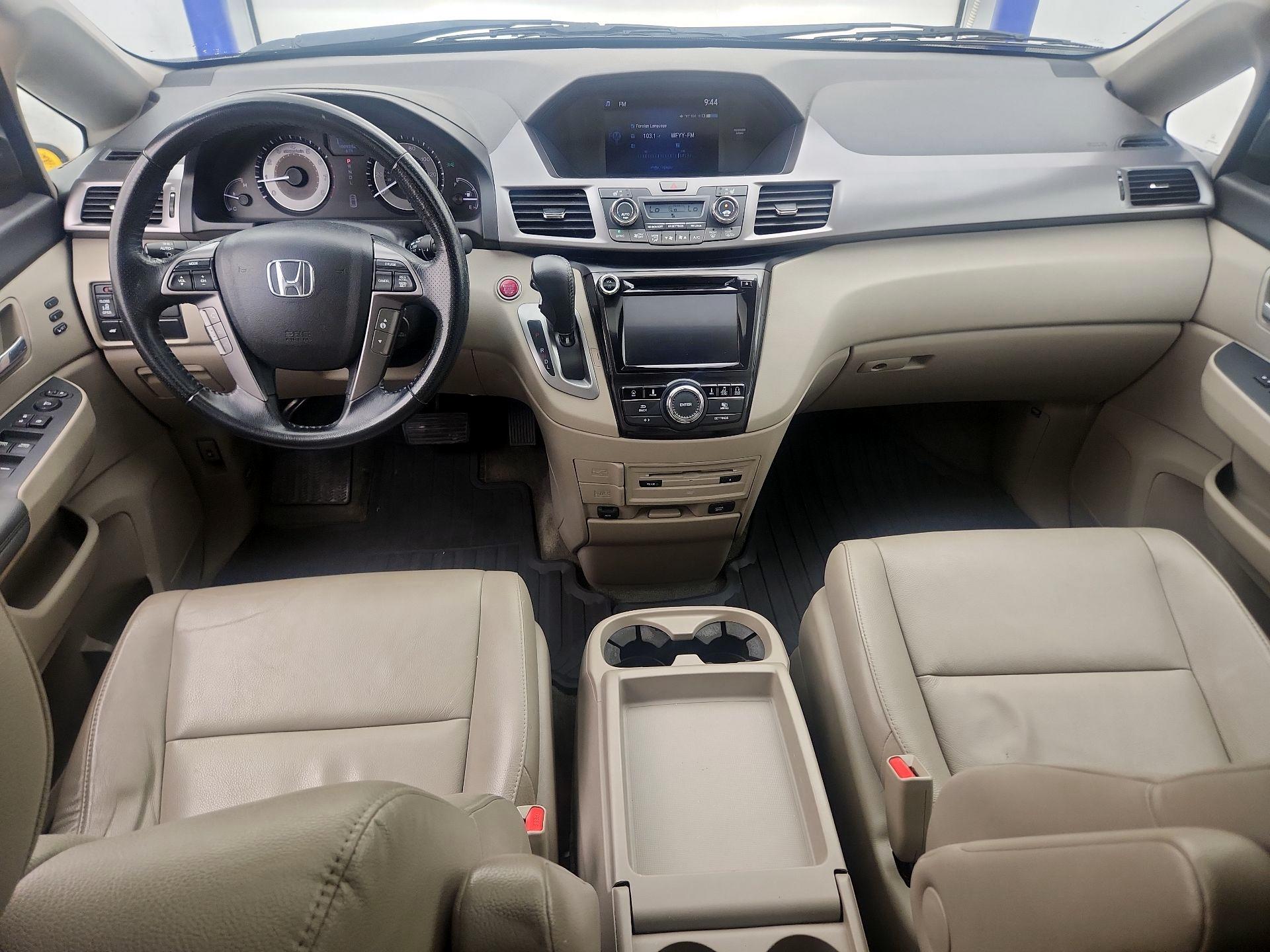 Thumbnail: 2015 Honda Odyssey - 9