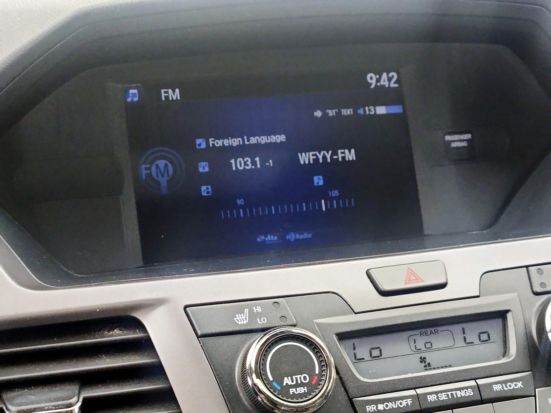 Thumbnail: 2015 Honda Odyssey - 16