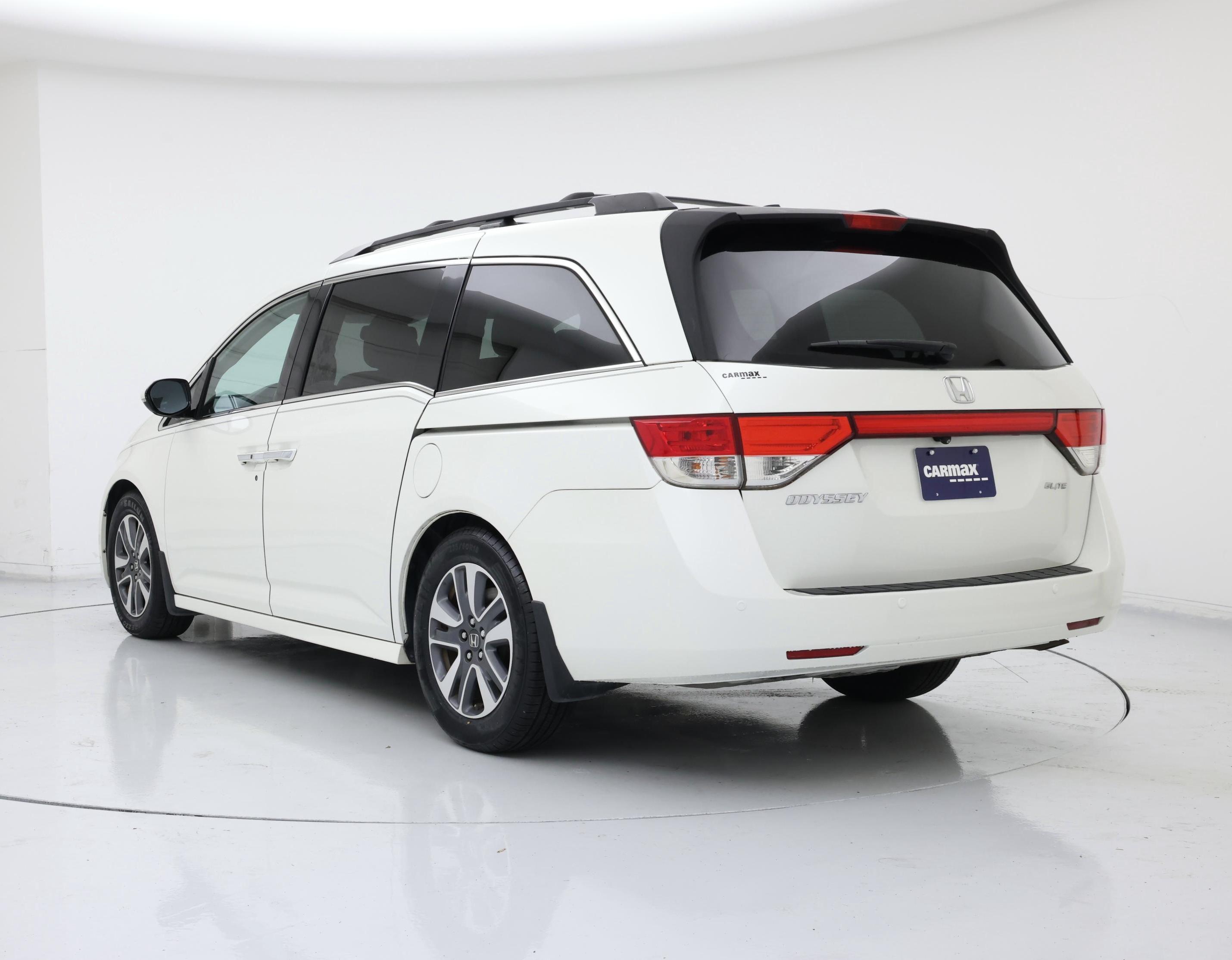 Thumbnail: 2015 Honda Odyssey - 2