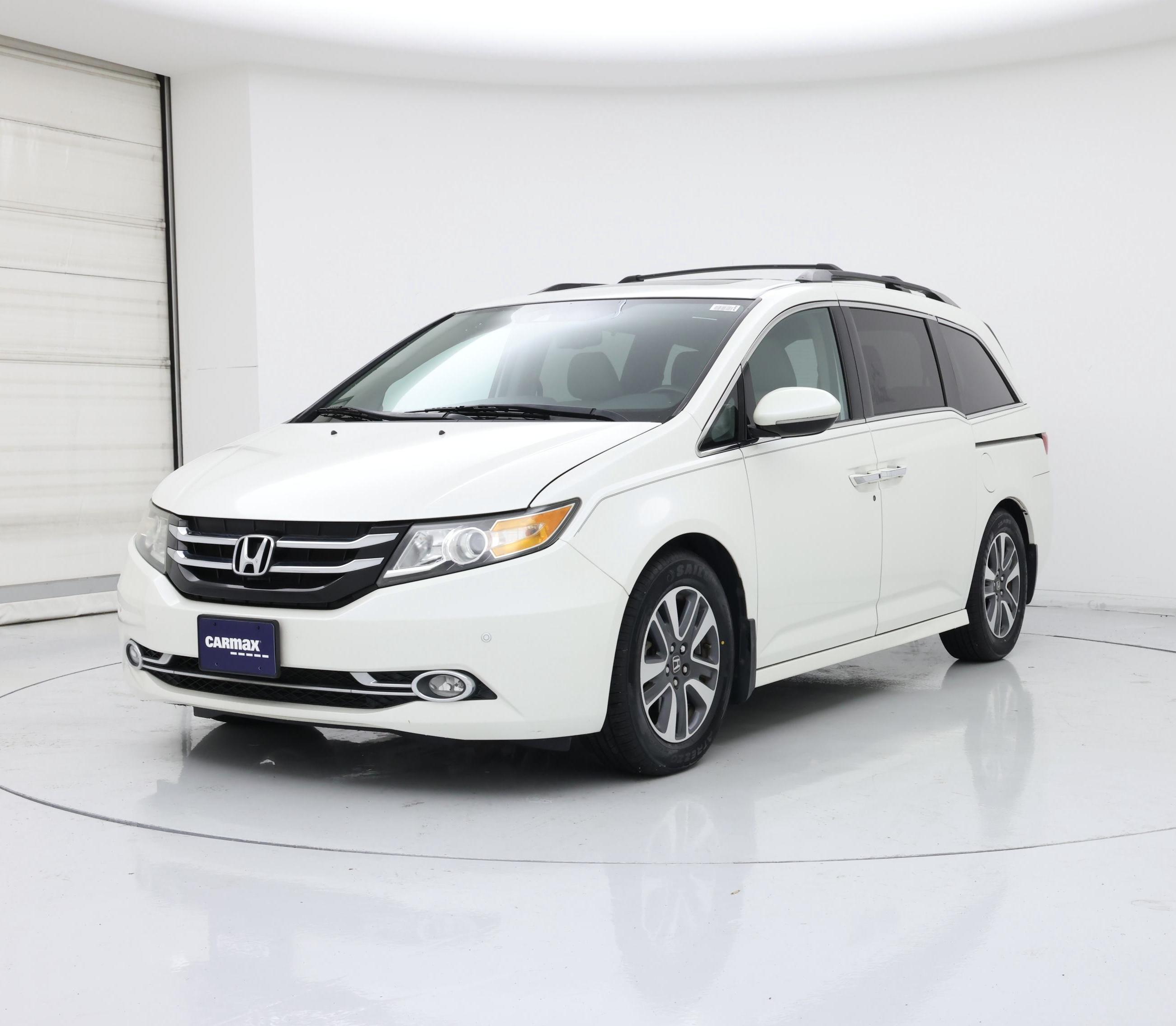 Thumbnail: 2015 Honda Odyssey - 4