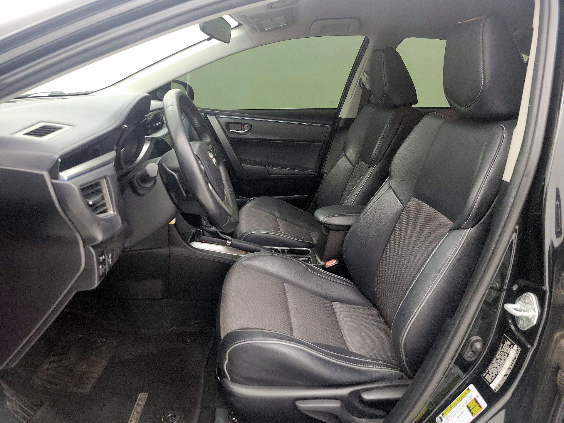 Thumbnail: 2015 Toyota Corolla - 11