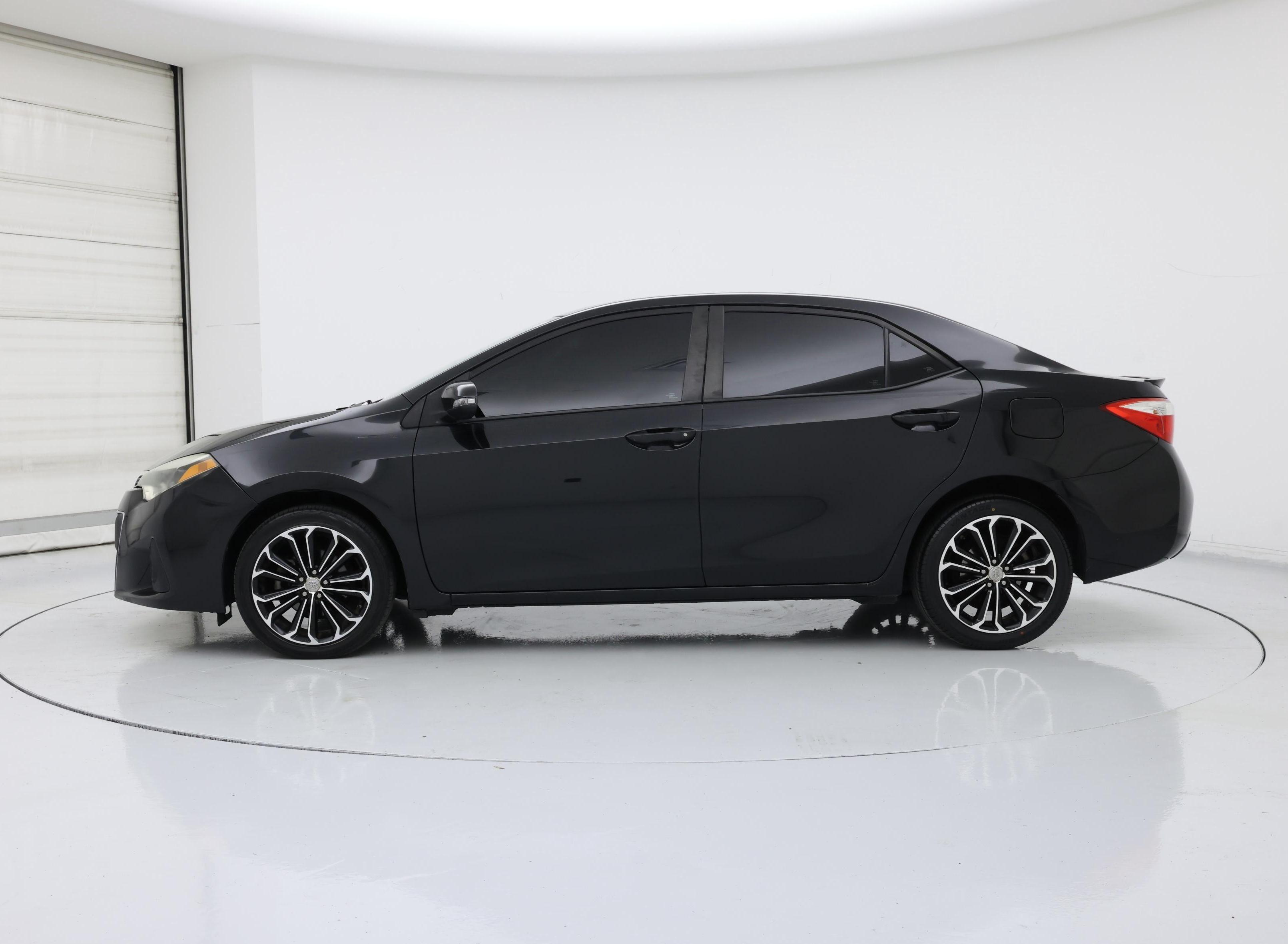 Thumbnail: 2015 Toyota Corolla - 3