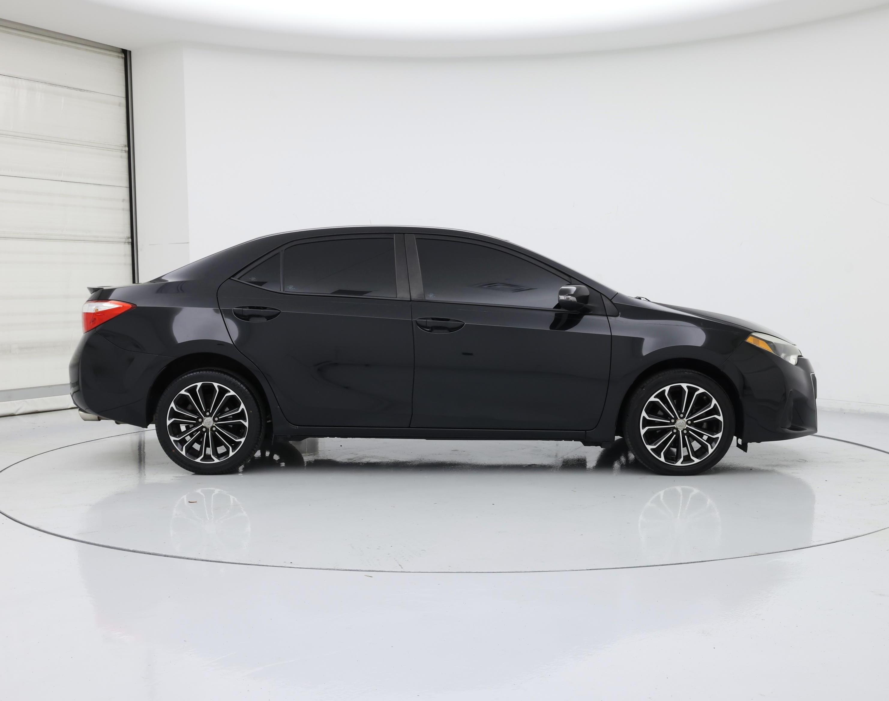 Thumbnail: 2015 Toyota Corolla - 7