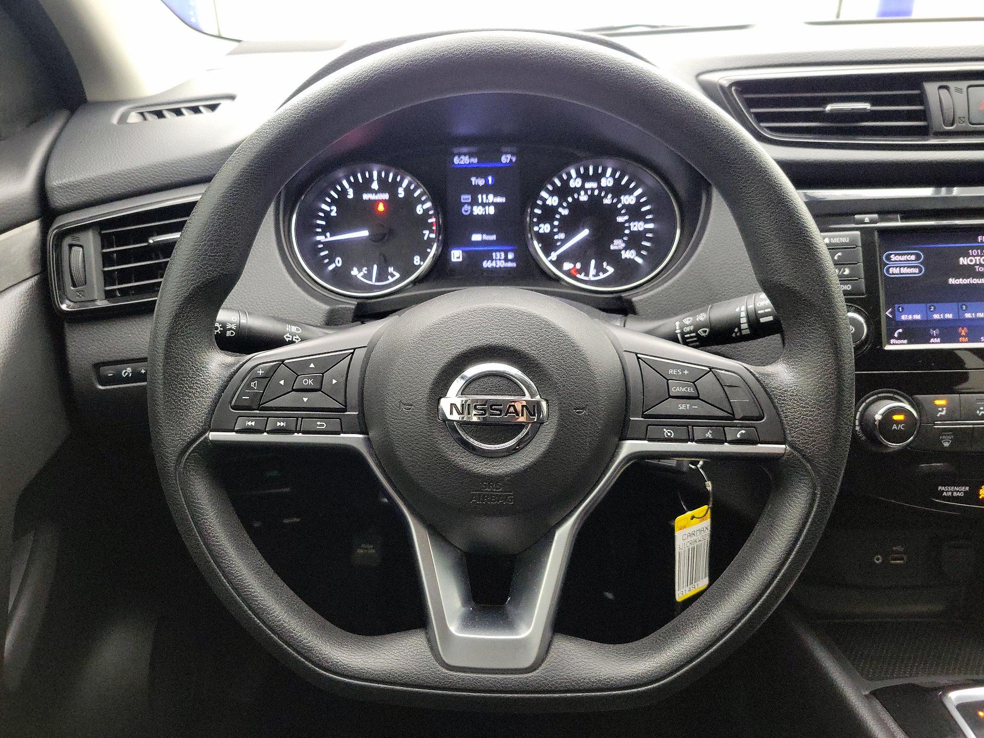 Thumbnail: 2019 Nissan Rogue Sport - 10