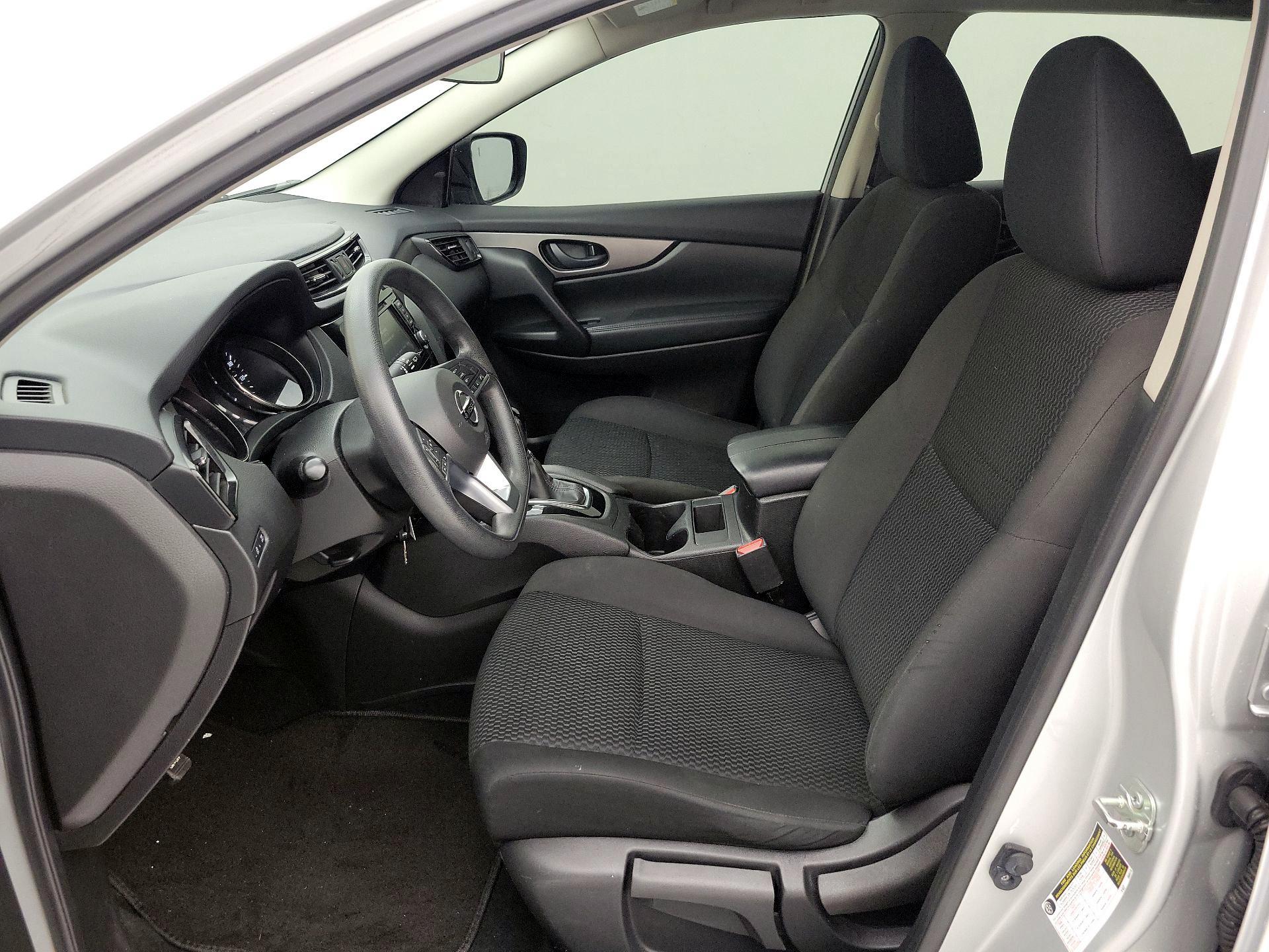 Thumbnail: 2019 Nissan Rogue Sport - 11