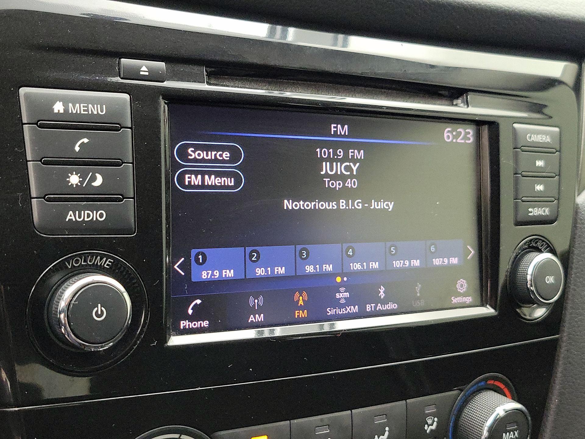 Thumbnail: 2019 Nissan Rogue Sport - 15