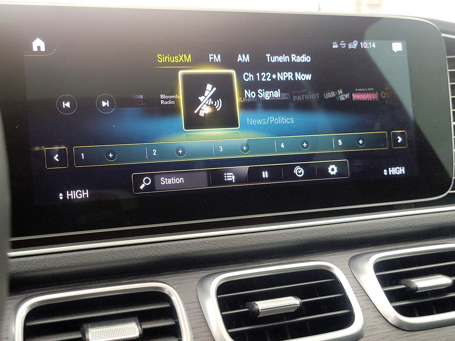 Thumbnail: 2023 Mercedes-Benz GLS - 16