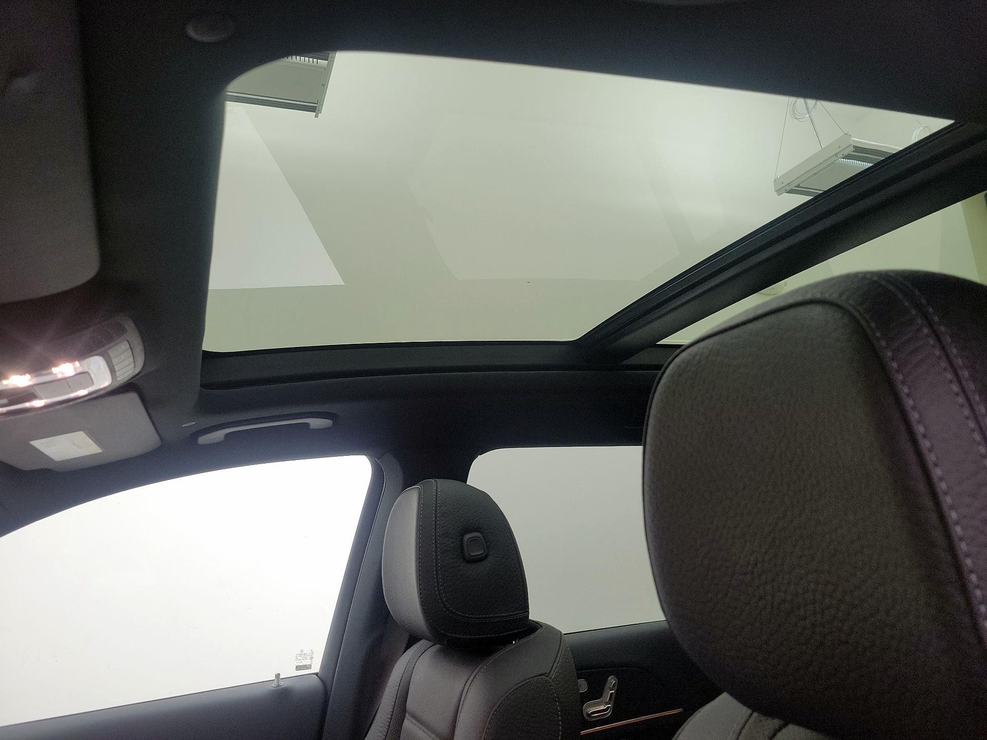 Thumbnail: 2023 Mercedes-Benz GLS - 20