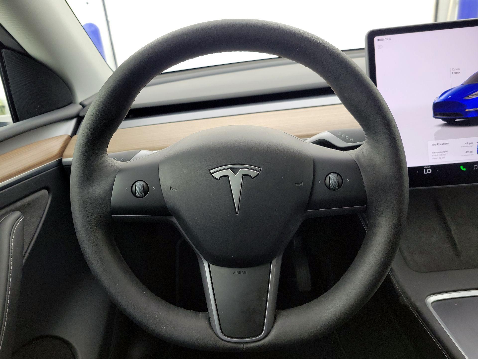 Thumbnail: 2024 Tesla Model Y - 10