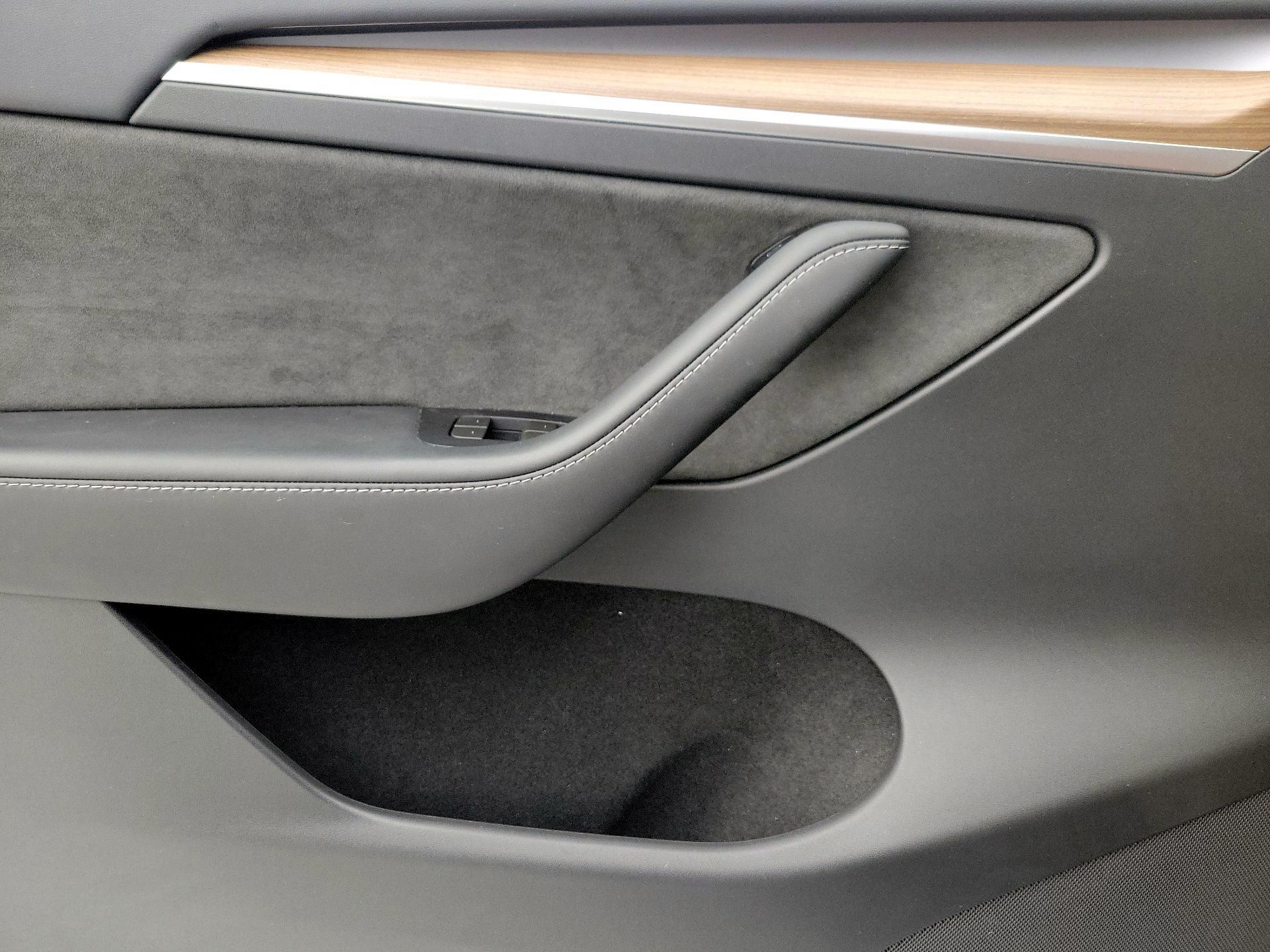 Thumbnail: 2024 Tesla Model Y - 12