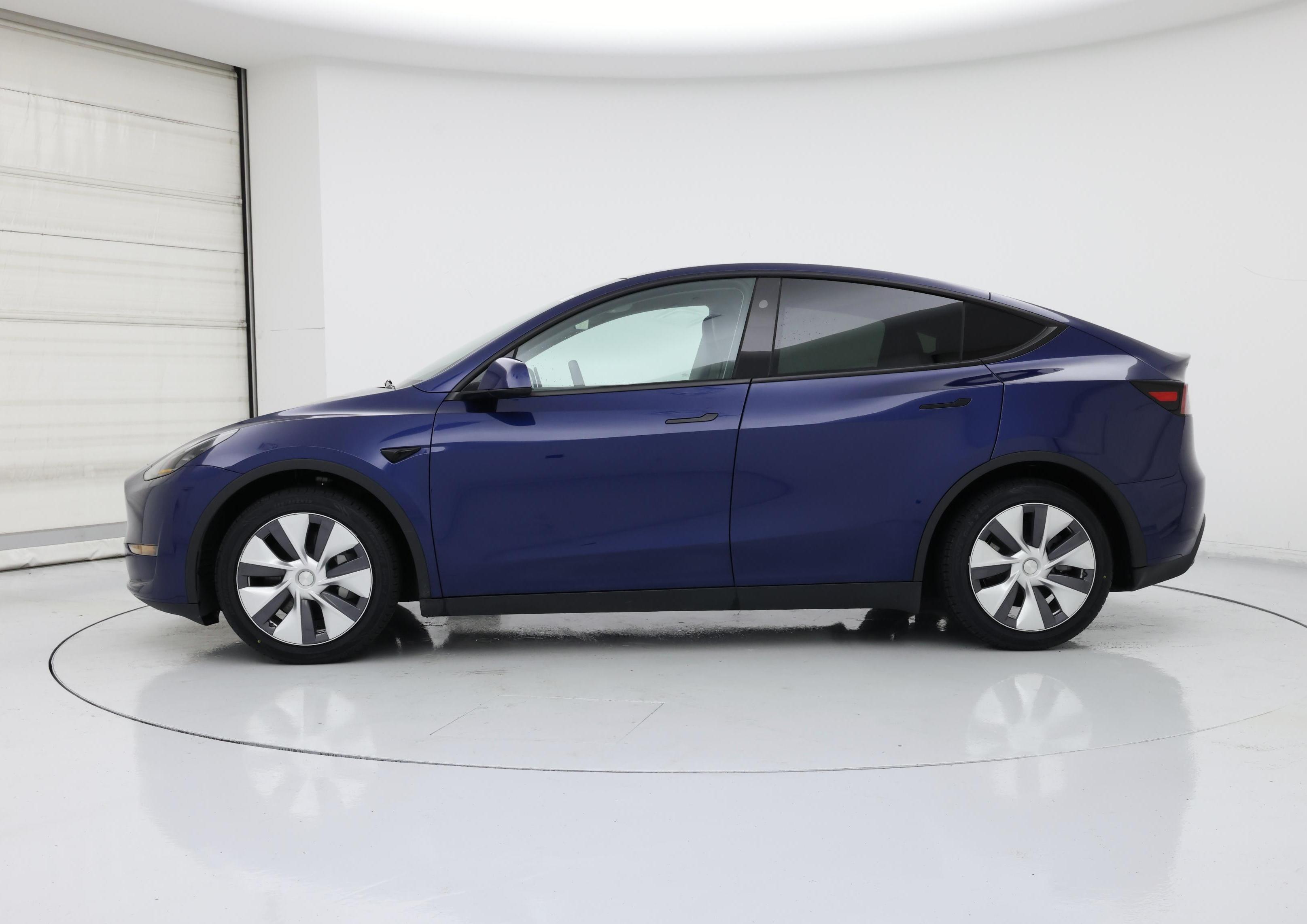 Thumbnail: 2024 Tesla Model Y - 3