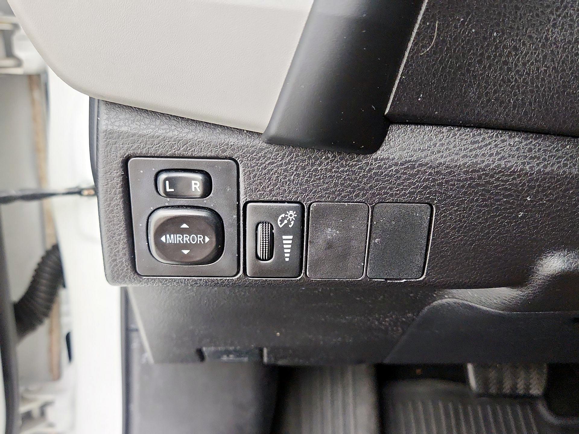 Thumbnail: 2018 Toyota Corolla - 13