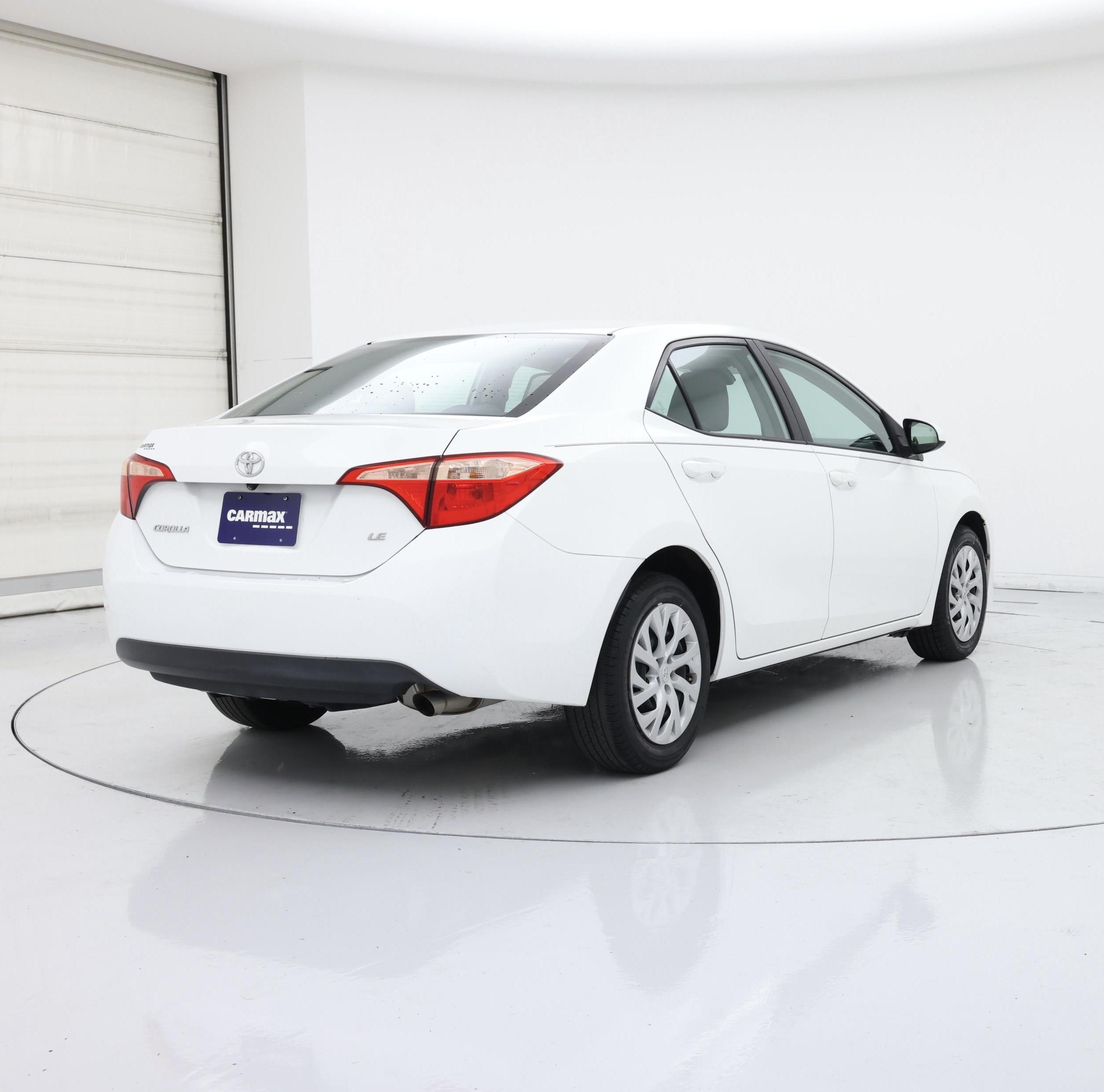 Thumbnail: 2018 Toyota Corolla - 8