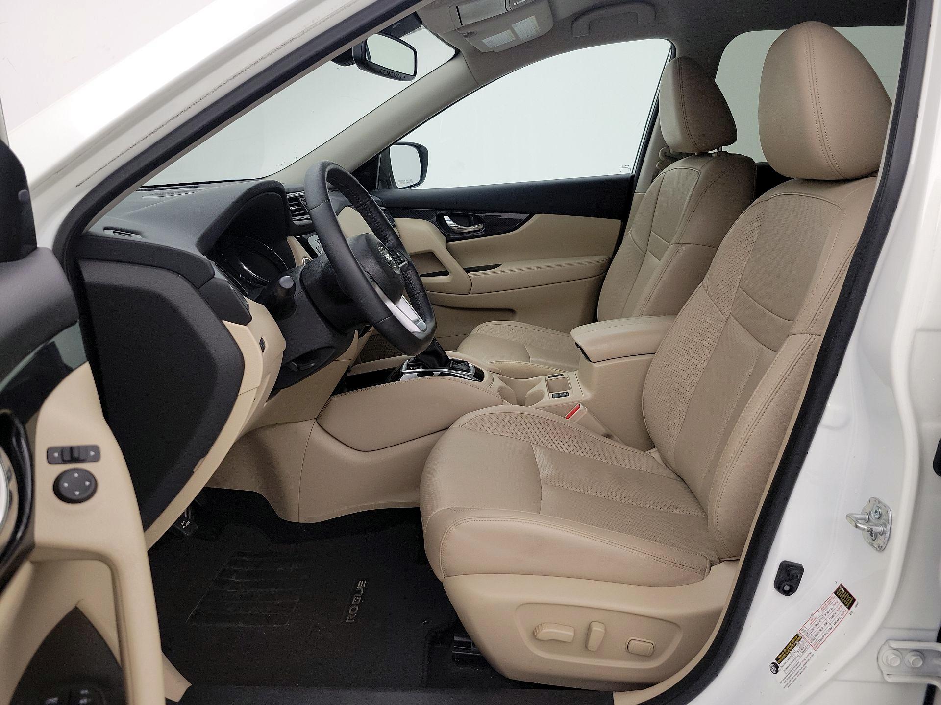 Thumbnail: 2018 Nissan Rogue - 11