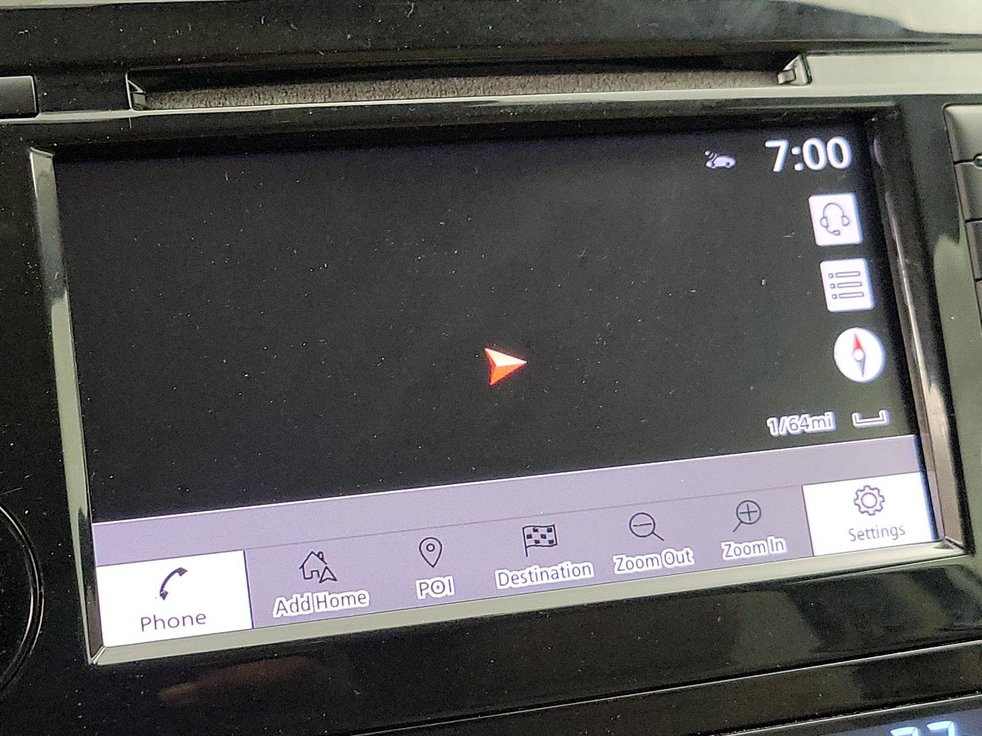 Thumbnail: 2018 Nissan Rogue - 14