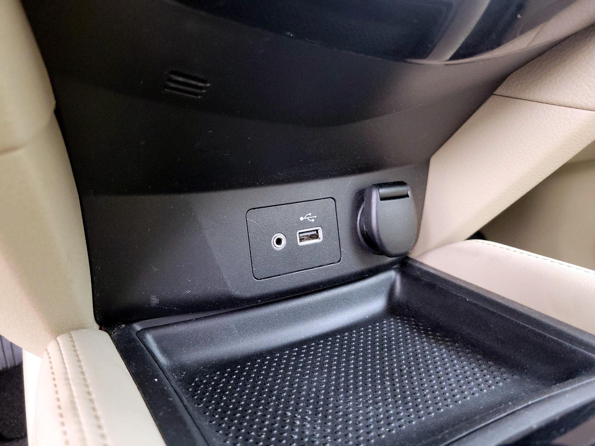 Thumbnail: 2018 Nissan Rogue - 19