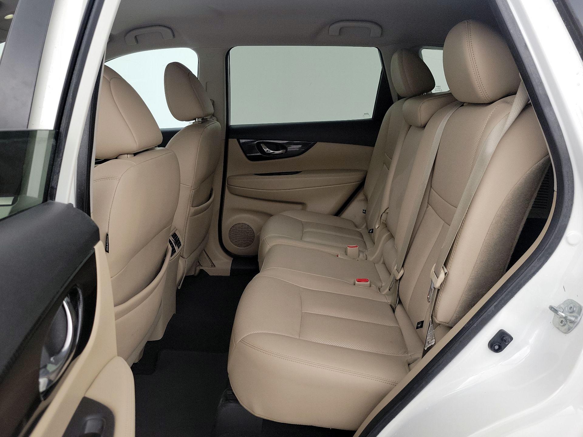 Thumbnail: 2018 Nissan Rogue - 20