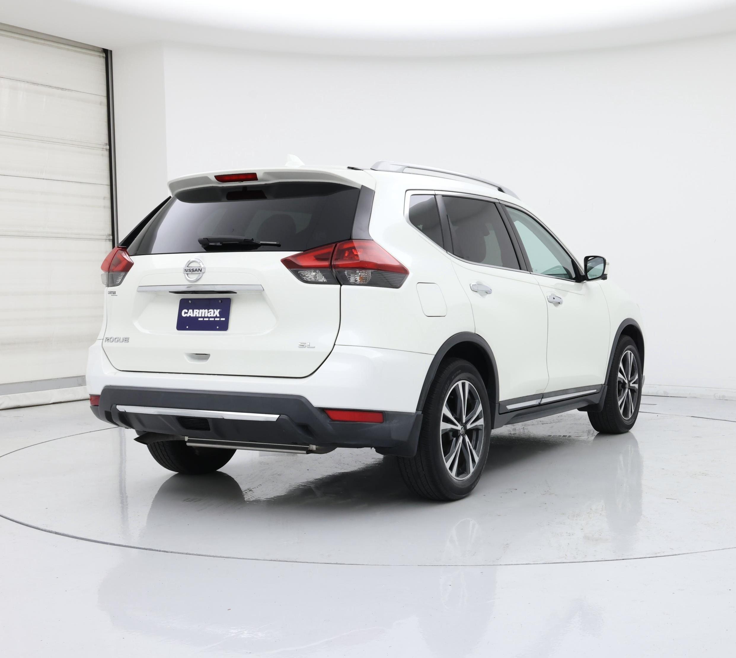 Thumbnail: 2018 Nissan Rogue - 8