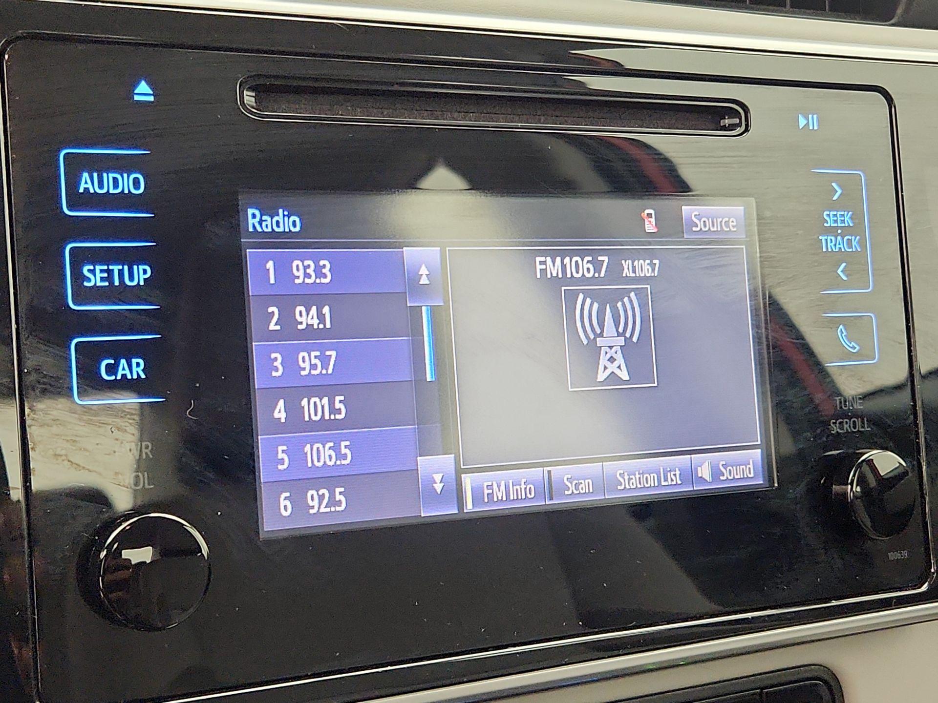 Thumbnail: 2019 Toyota Corolla - 15