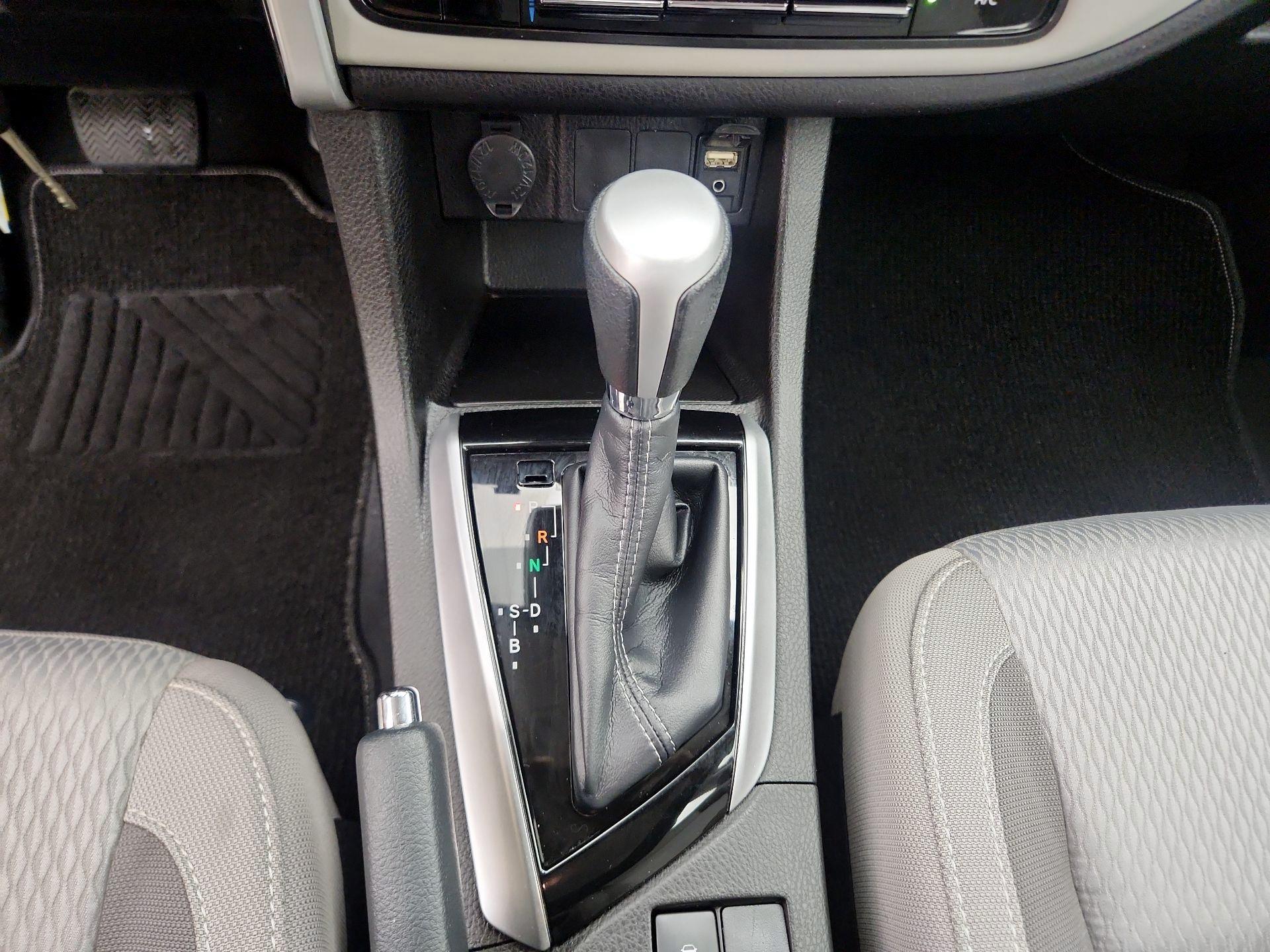 Thumbnail: 2019 Toyota Corolla - 17