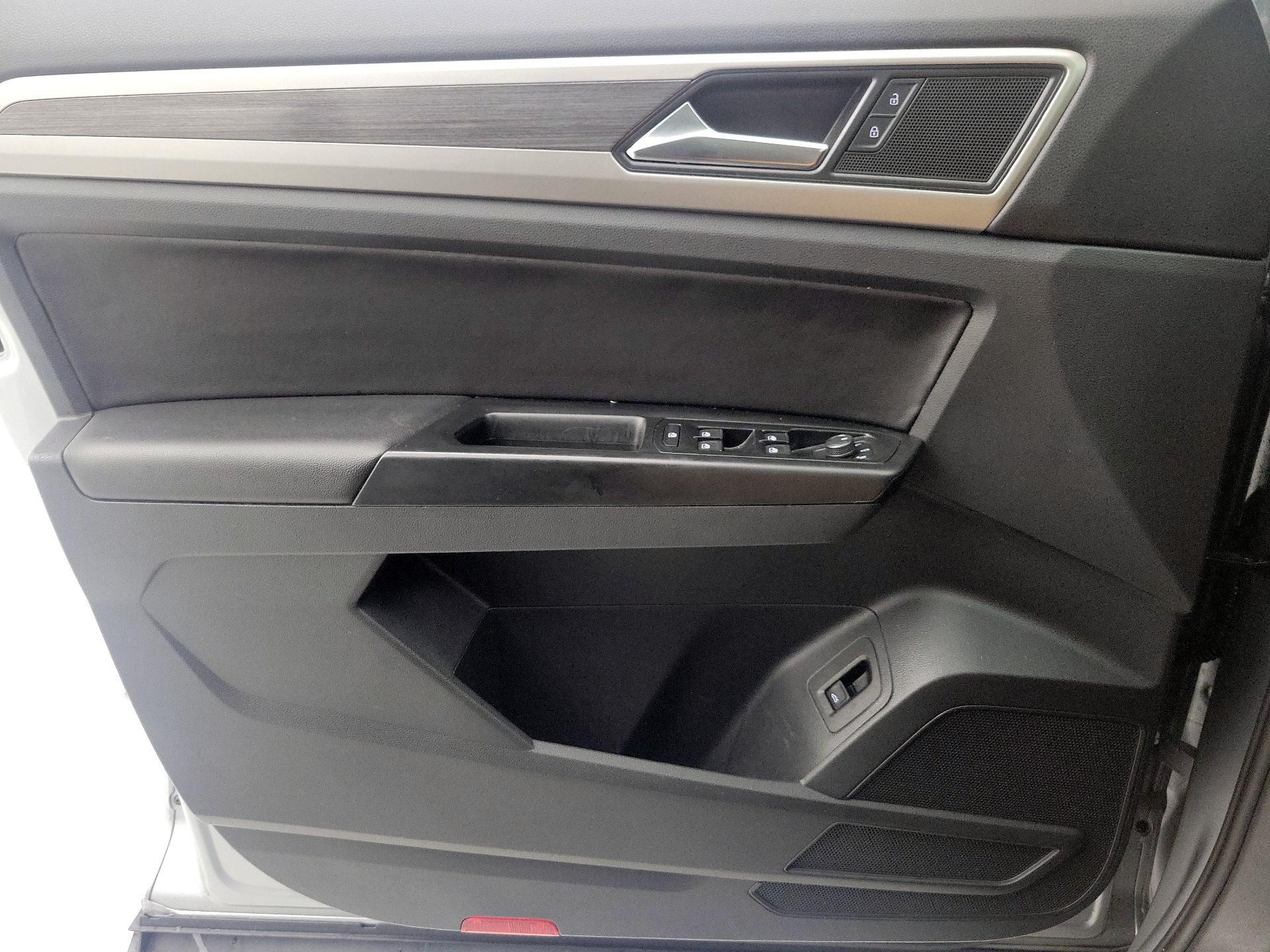 Thumbnail: 2021 Volkswagen Atlas - 12