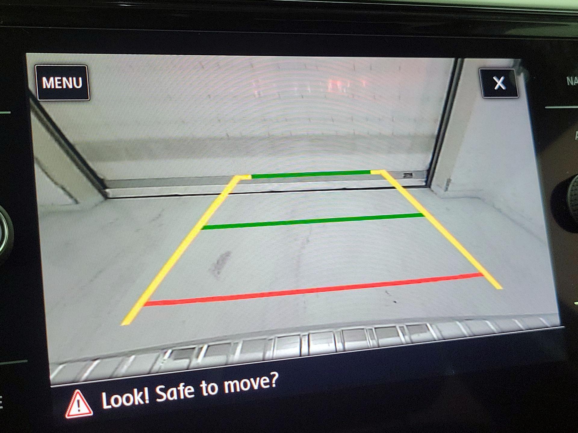 Thumbnail: 2021 Volkswagen Atlas - 15