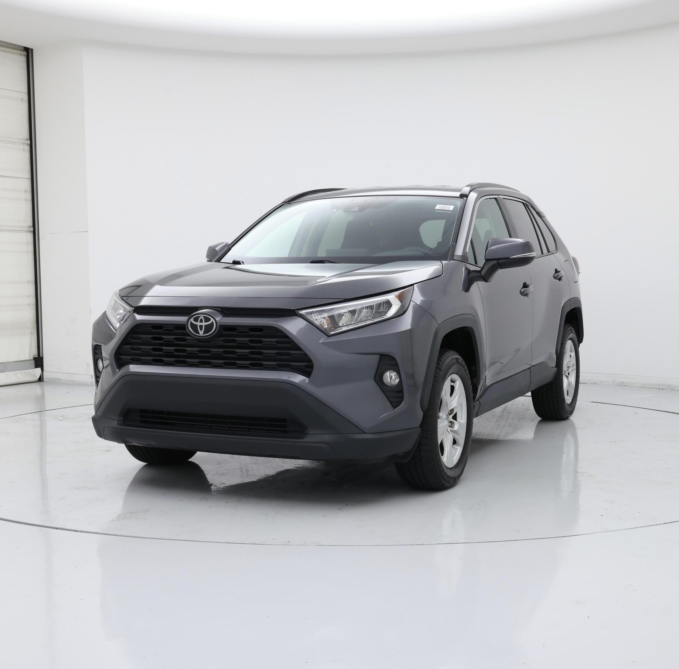 Thumbnail: 2021 Toyota RAV4 - 4