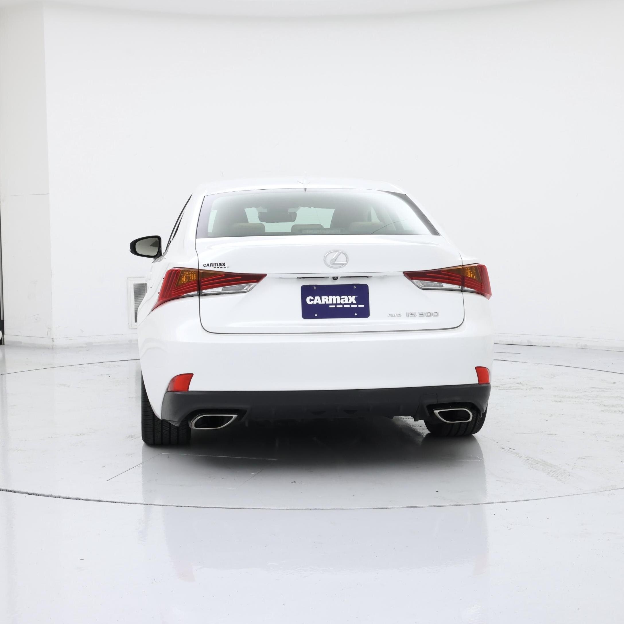 Thumbnail: 2017 Lexus IS - 6