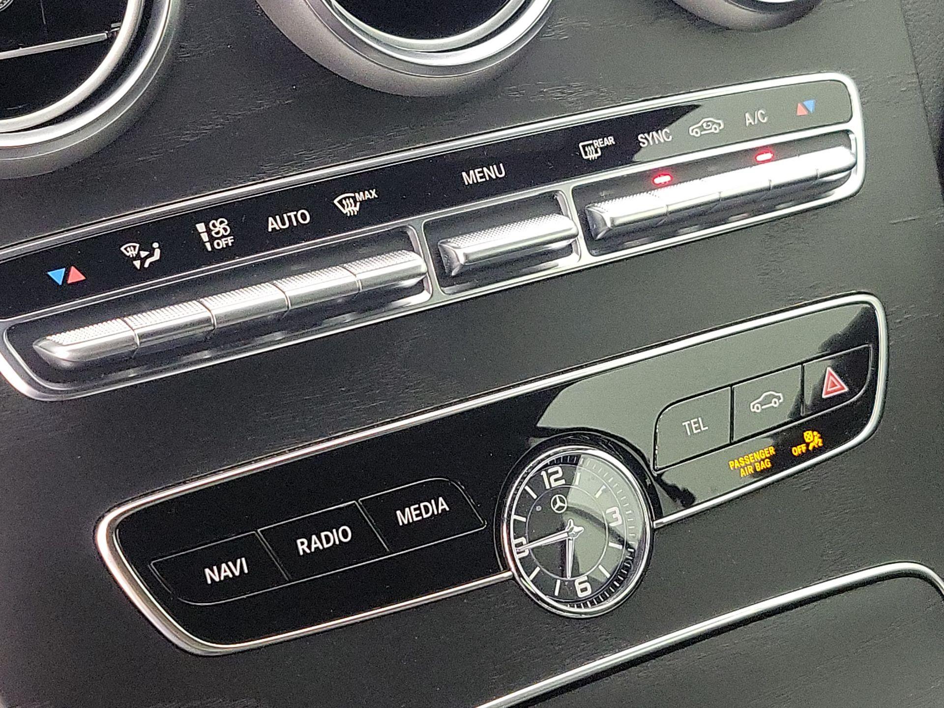 Thumbnail: 2019 Mercedes-Benz C-Class - 17