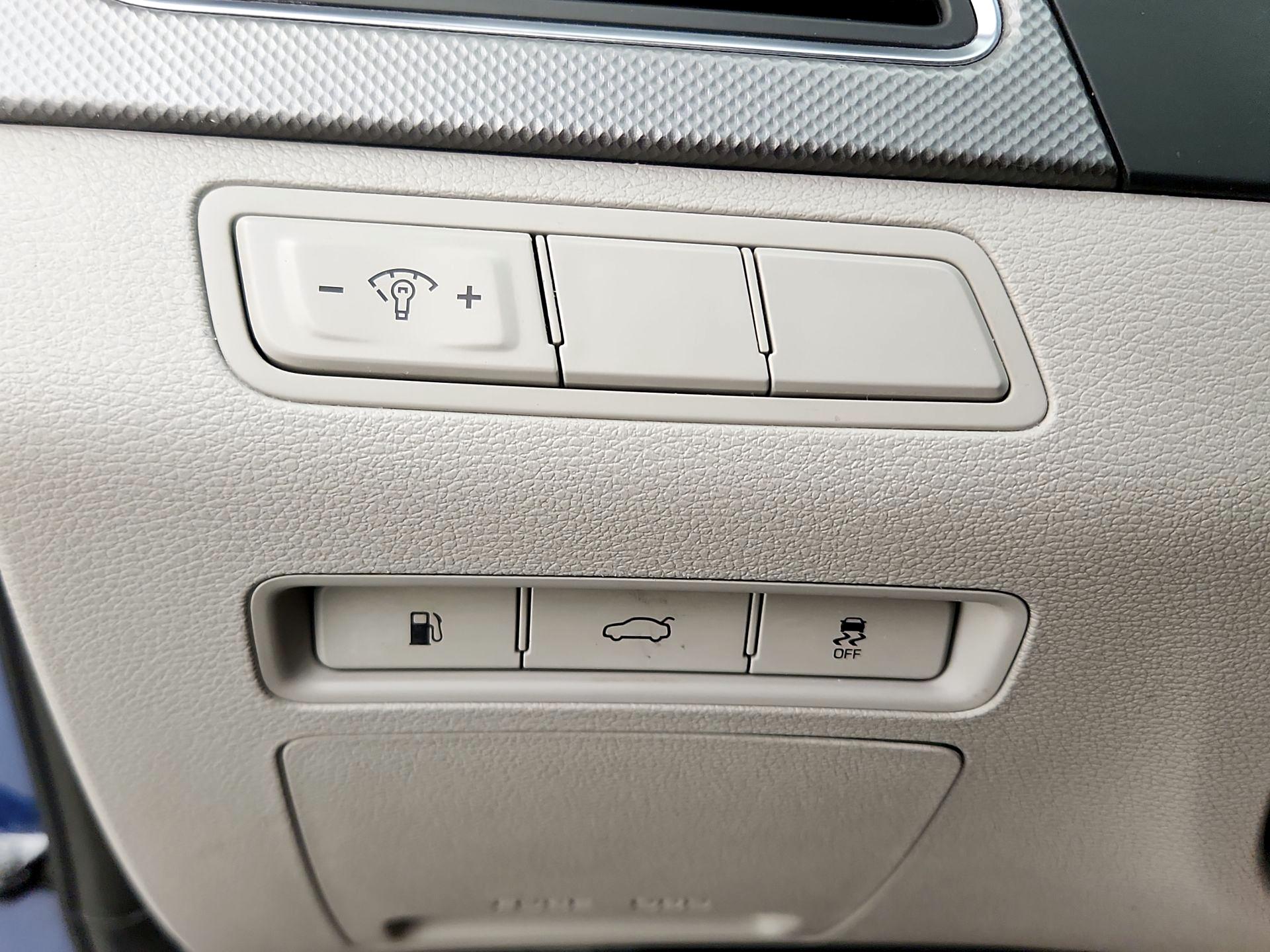 Thumbnail: 2017 Hyundai Sonata - 13