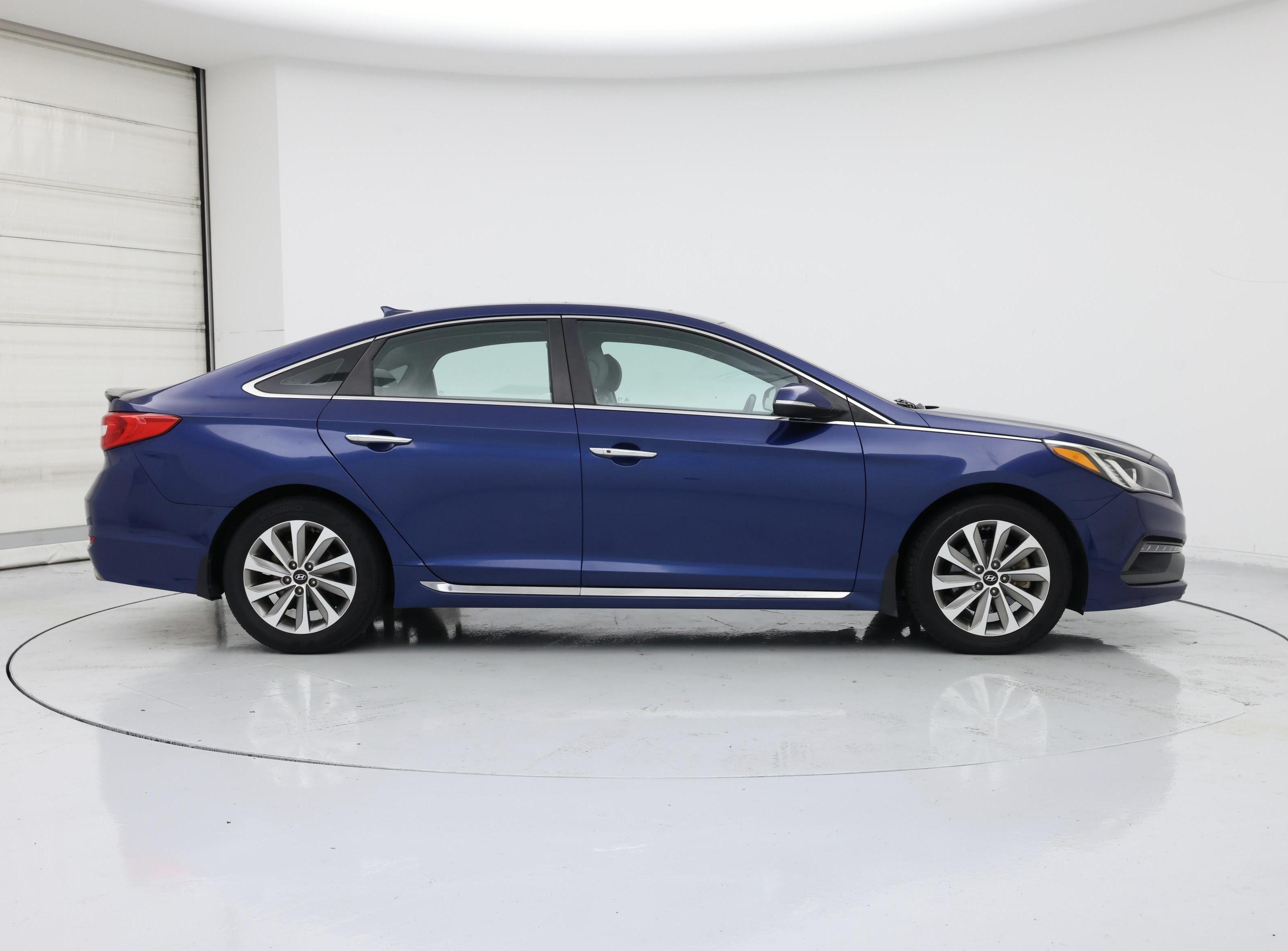 Thumbnail: 2017 Hyundai Sonata - 7