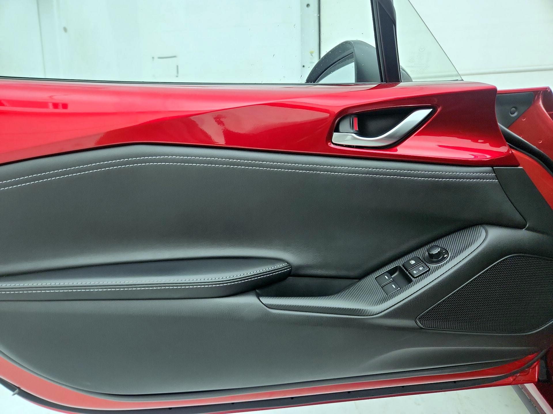 Thumbnail: 2024 Mazda MX-5 Miata - 12