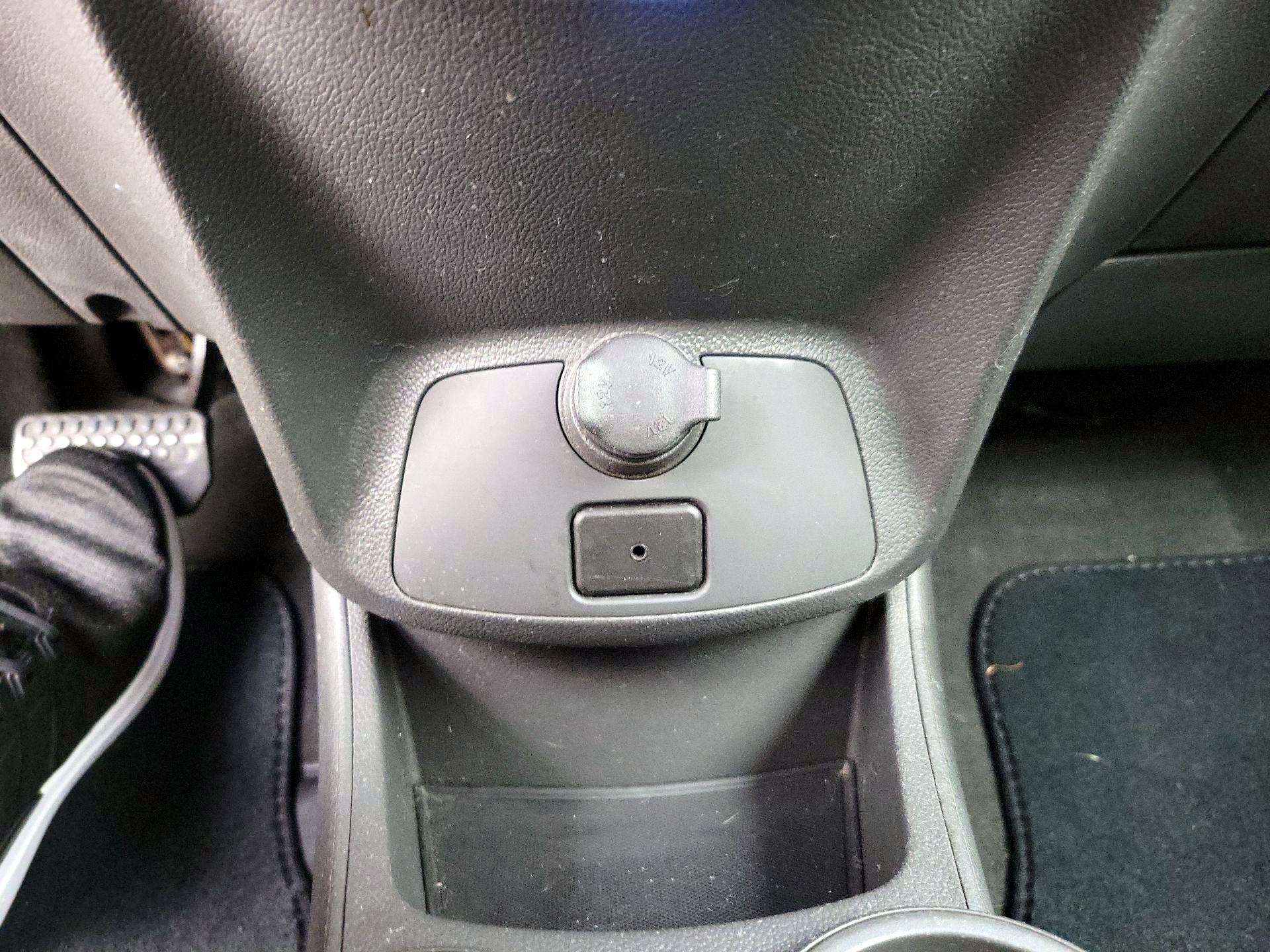 Thumbnail: 2014 Chevrolet Spark - 17