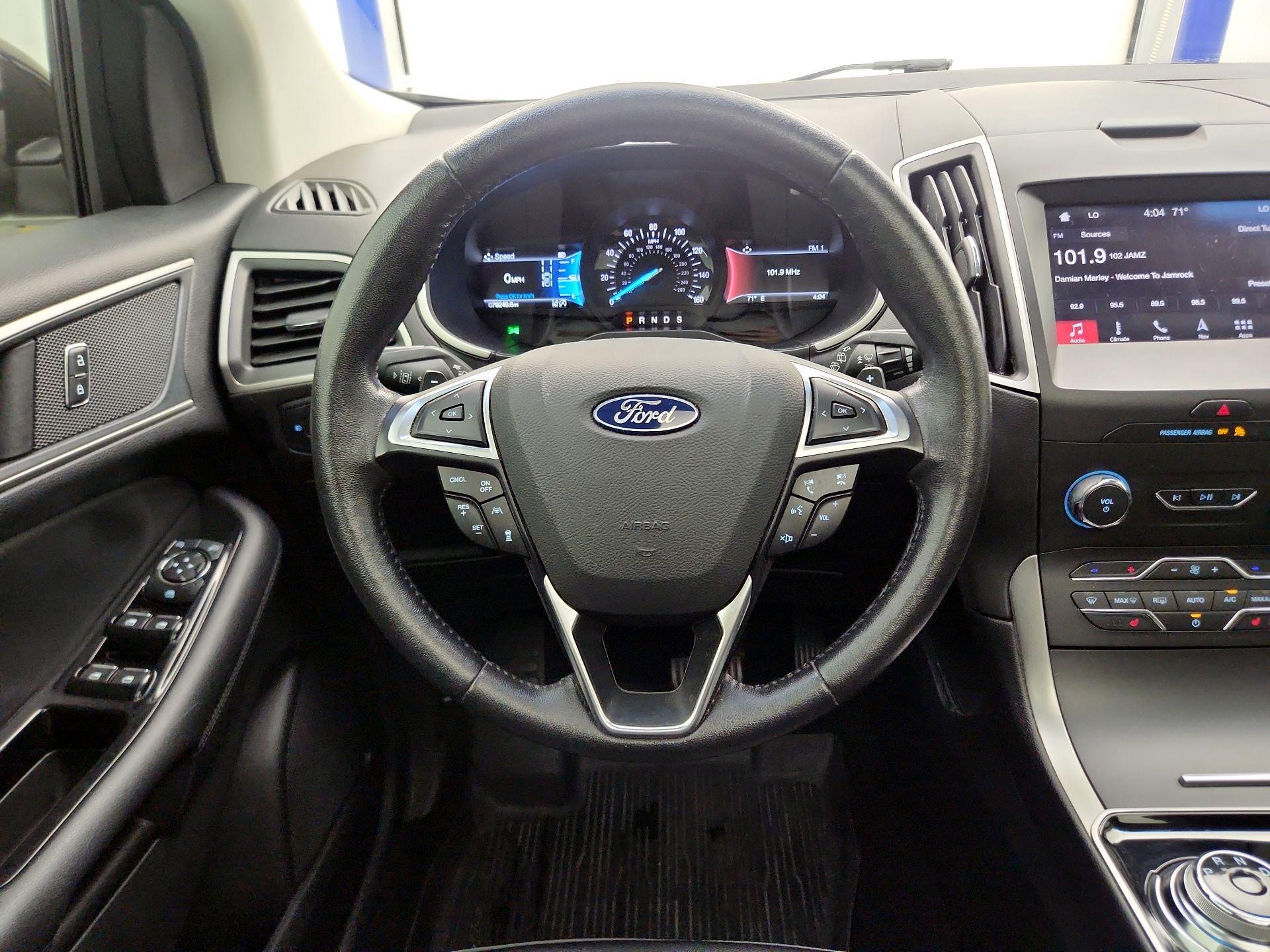 Thumbnail: 2019 Ford Edge - 10