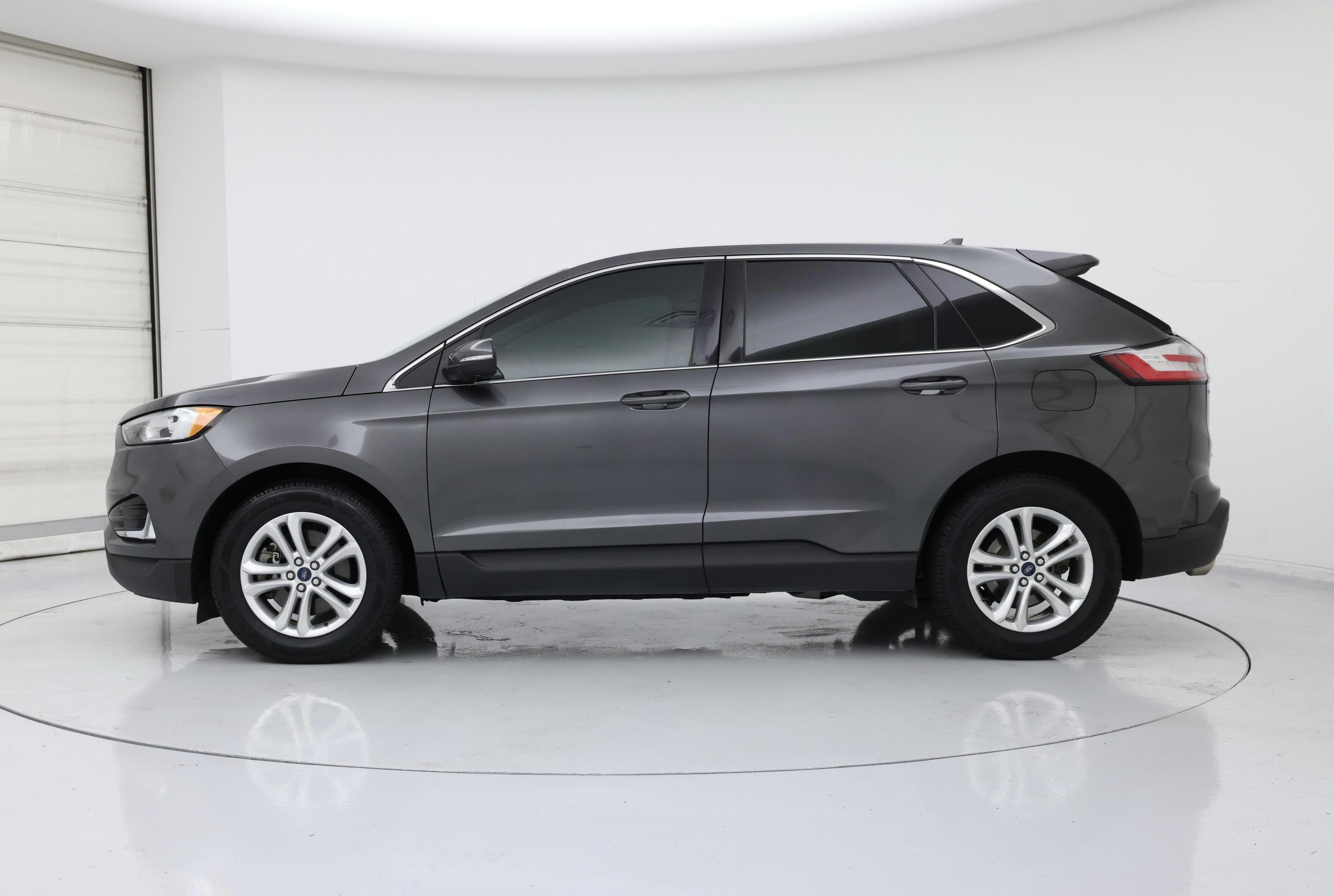 Thumbnail: 2019 Ford Edge - 3