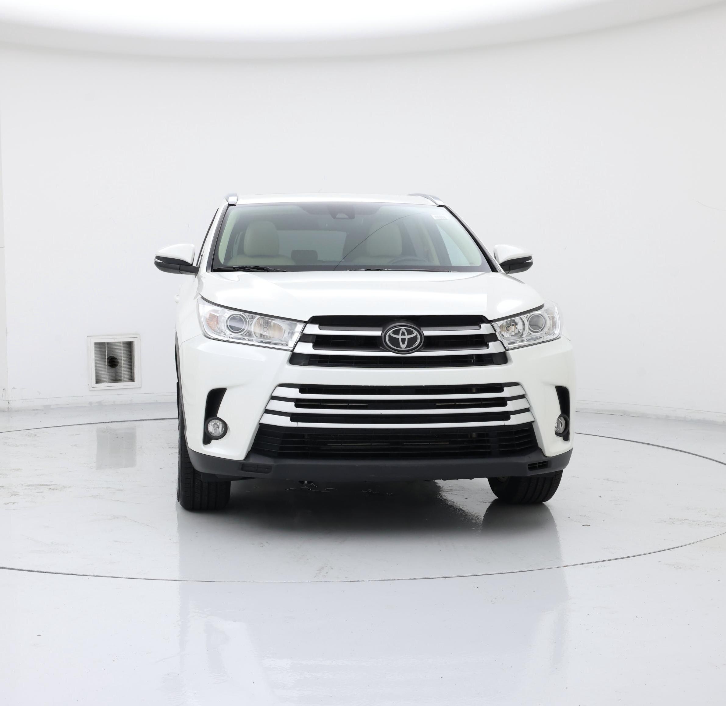 Thumbnail: 2019 Toyota Highlander - 5