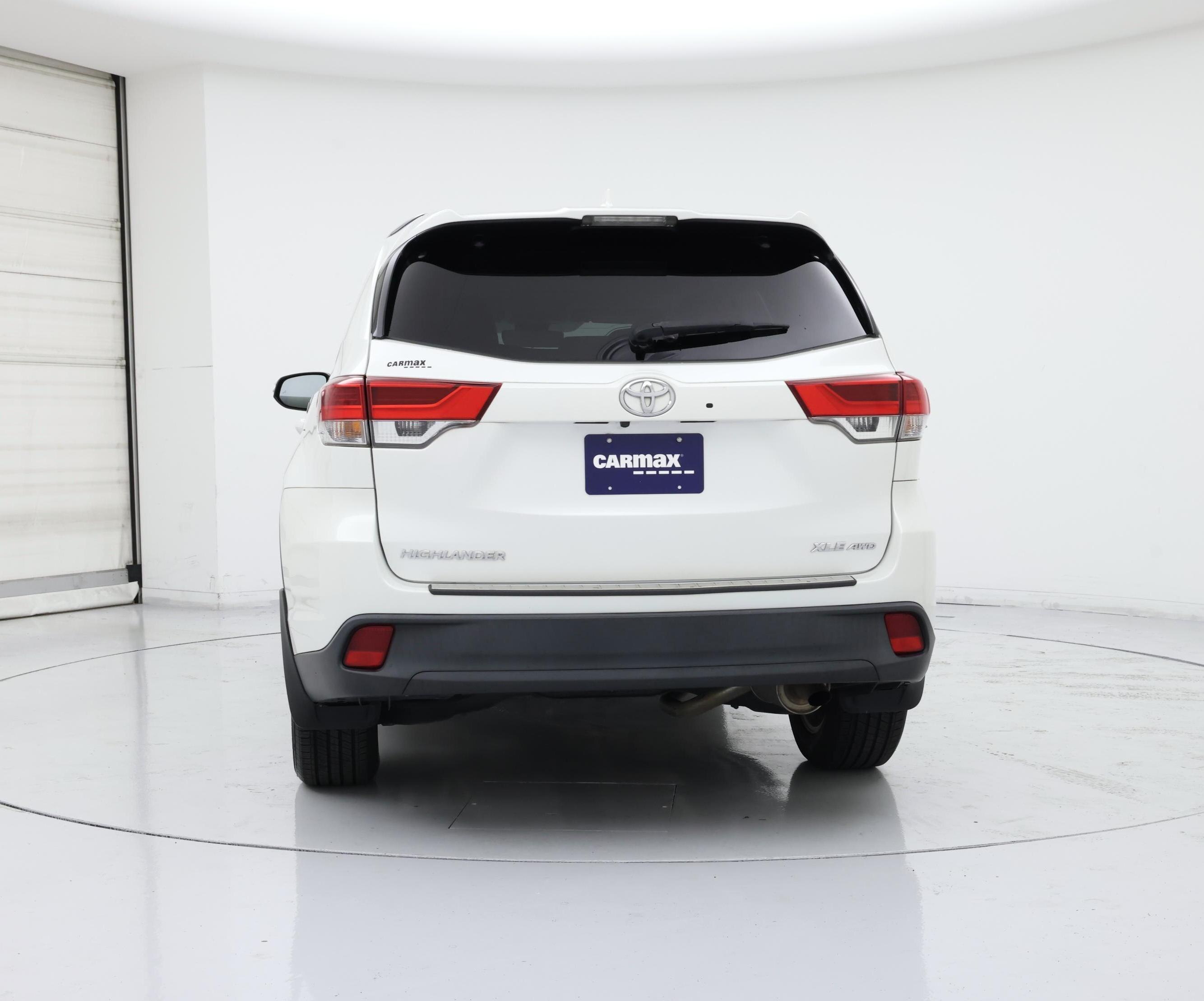 Thumbnail: 2019 Toyota Highlander - 6