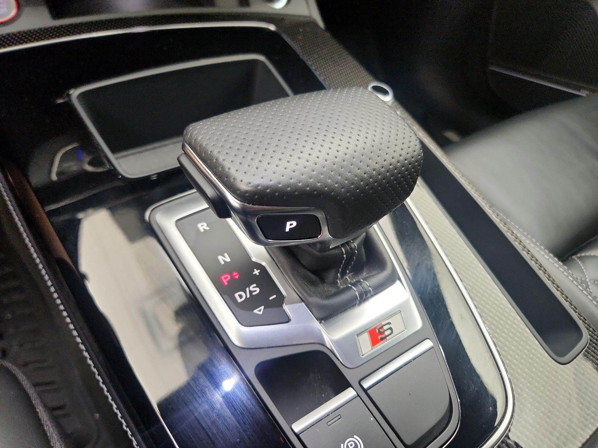 Thumbnail: 2023 Audi SQ5 - 17