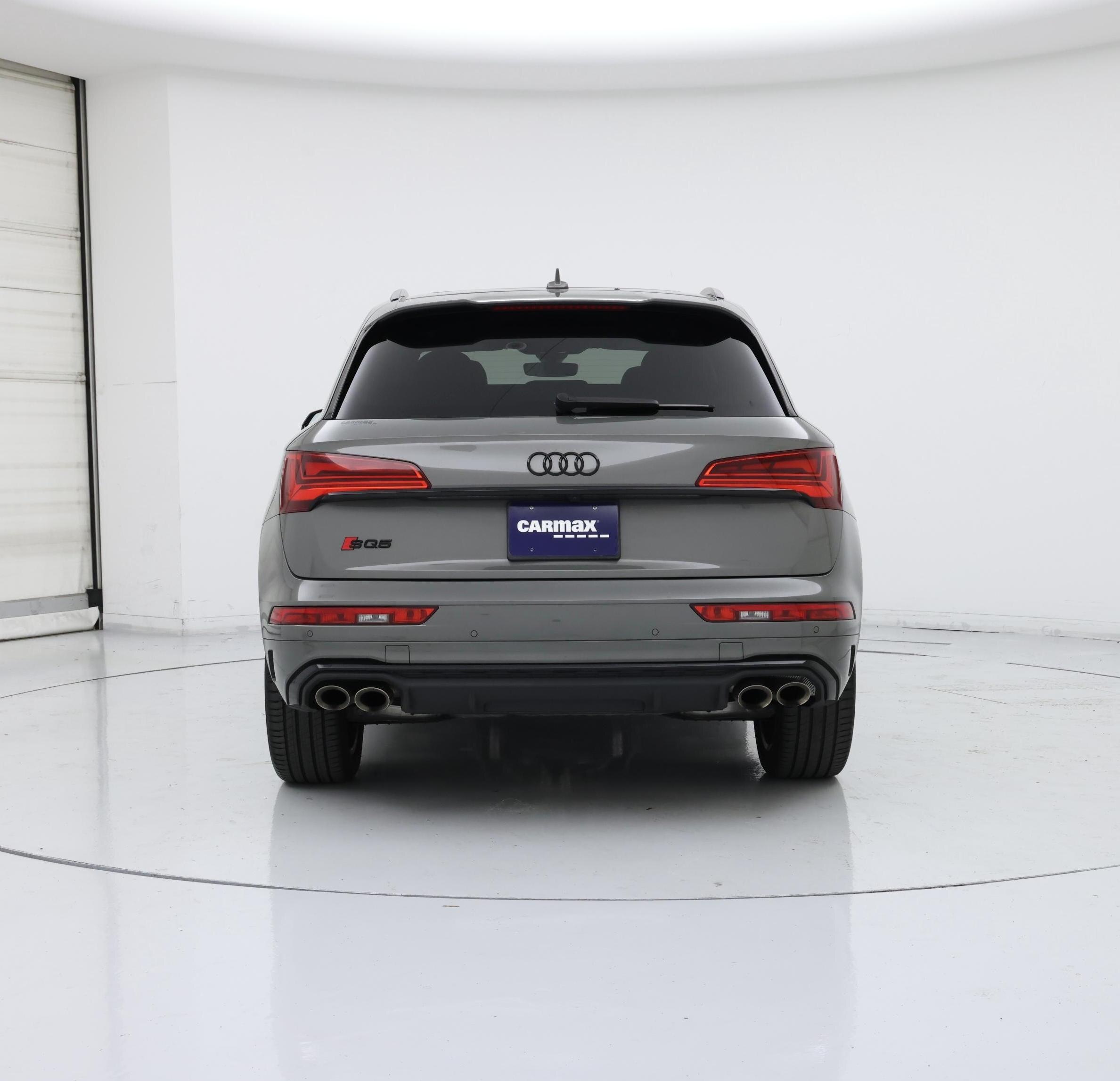 Thumbnail: 2023 Audi SQ5 - 6