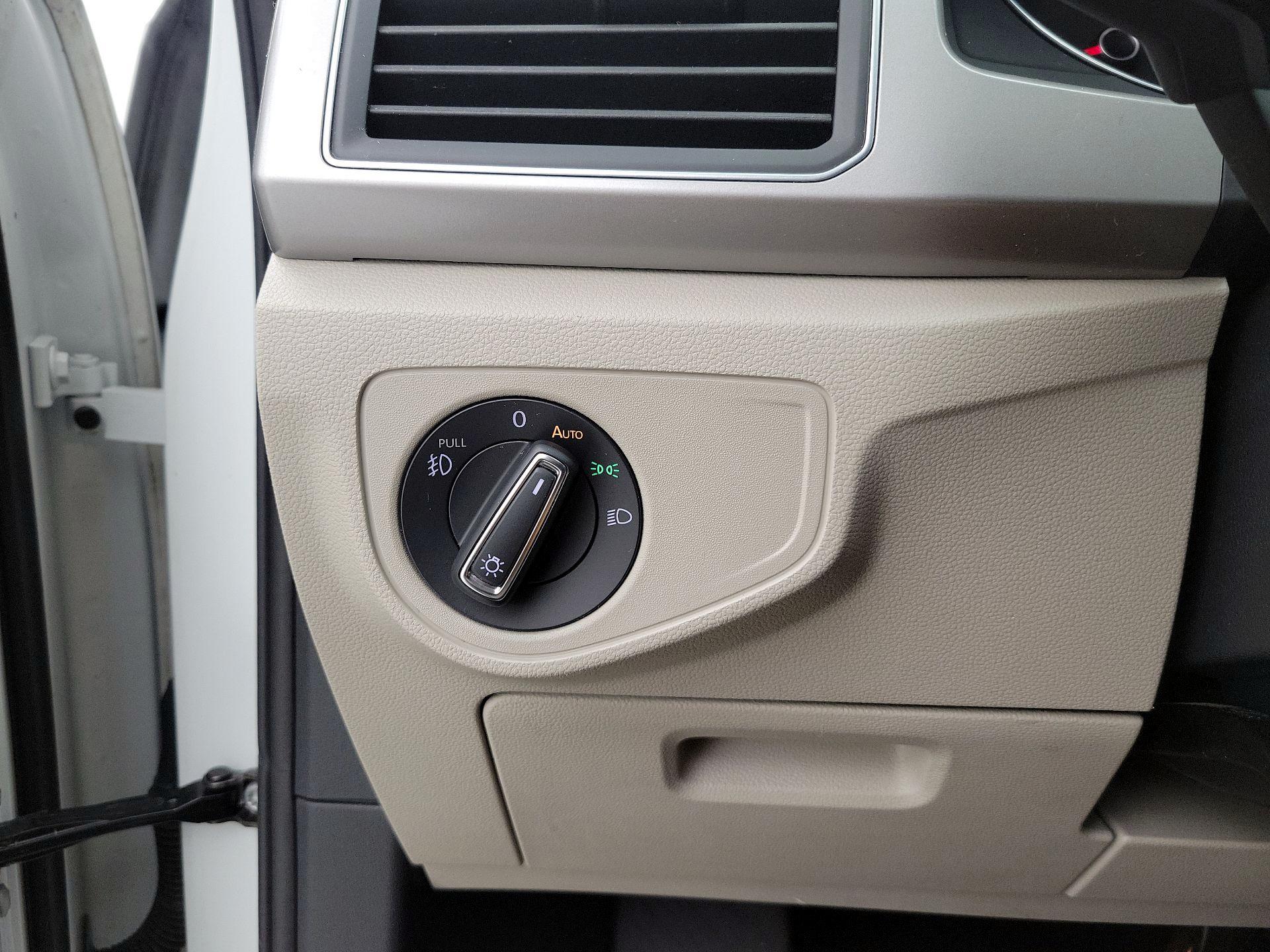 Thumbnail: 2019 Volkswagen Atlas - 13