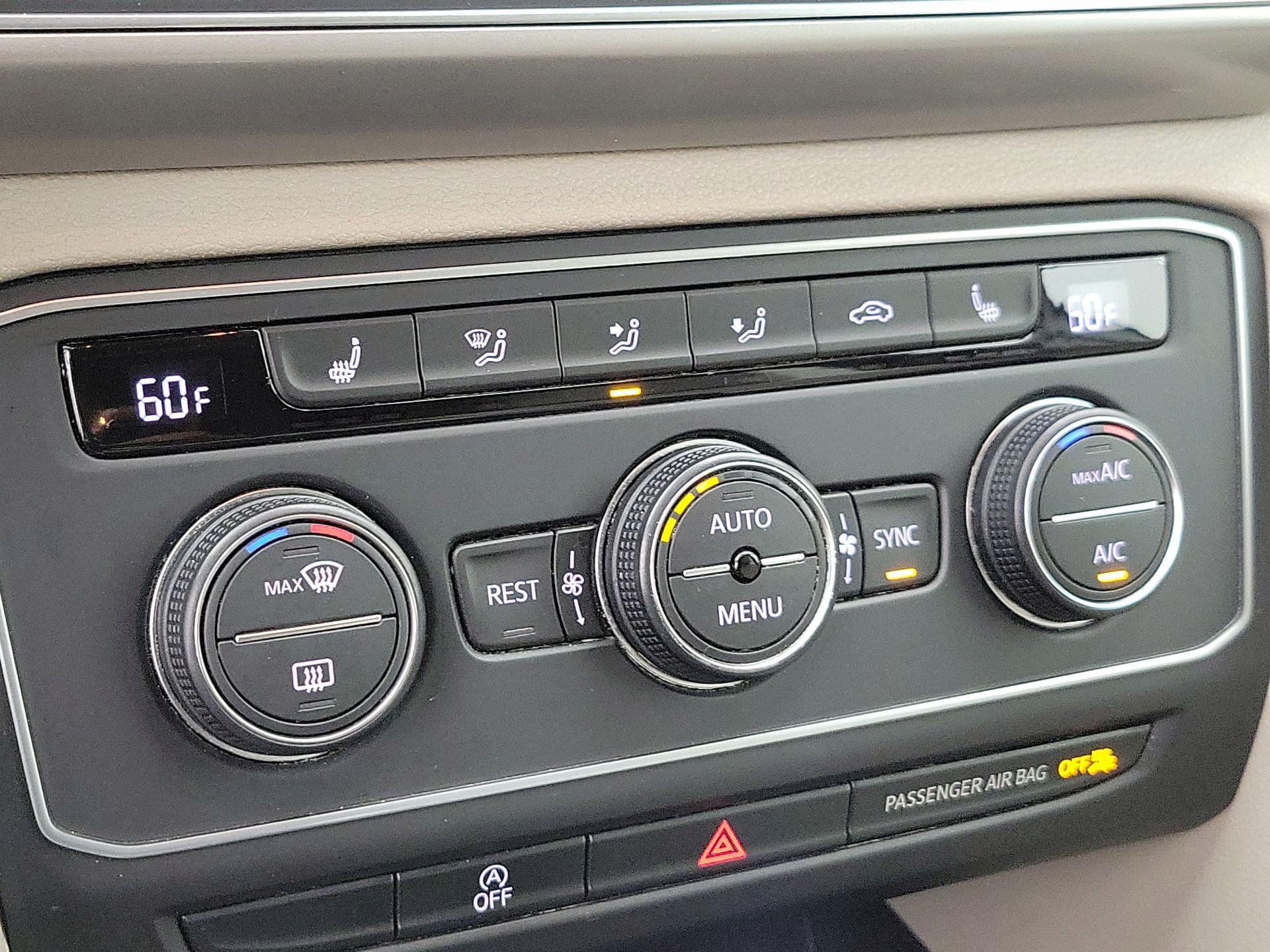 Thumbnail: 2019 Volkswagen Atlas - 16