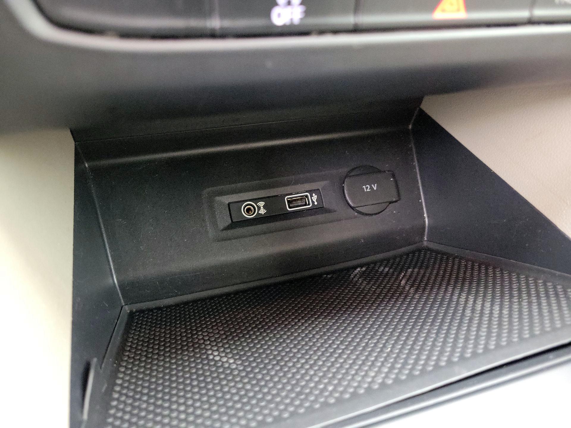 Thumbnail: 2019 Volkswagen Atlas - 18