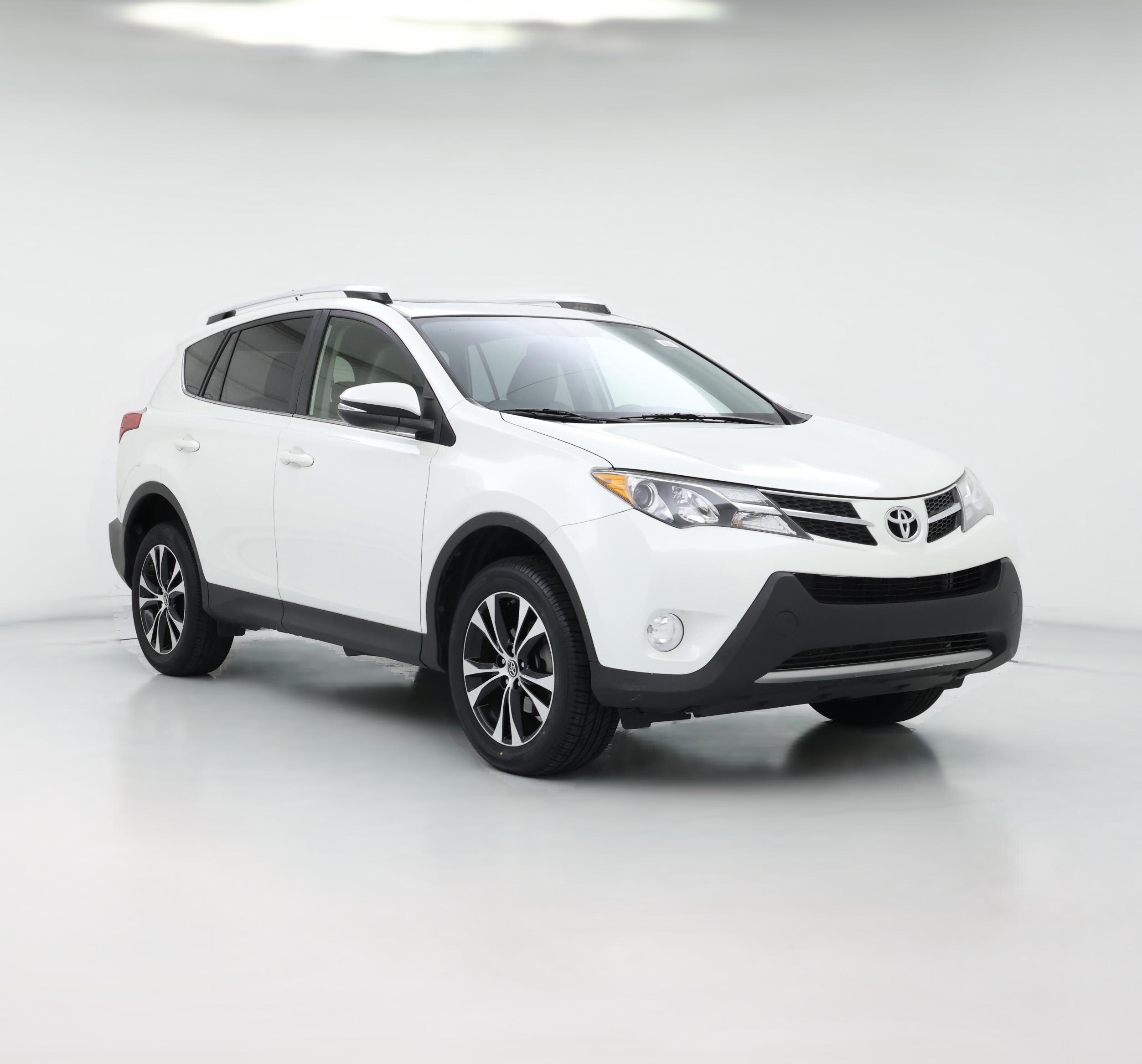Thumbnail: 2015 Toyota RAV4 - 1