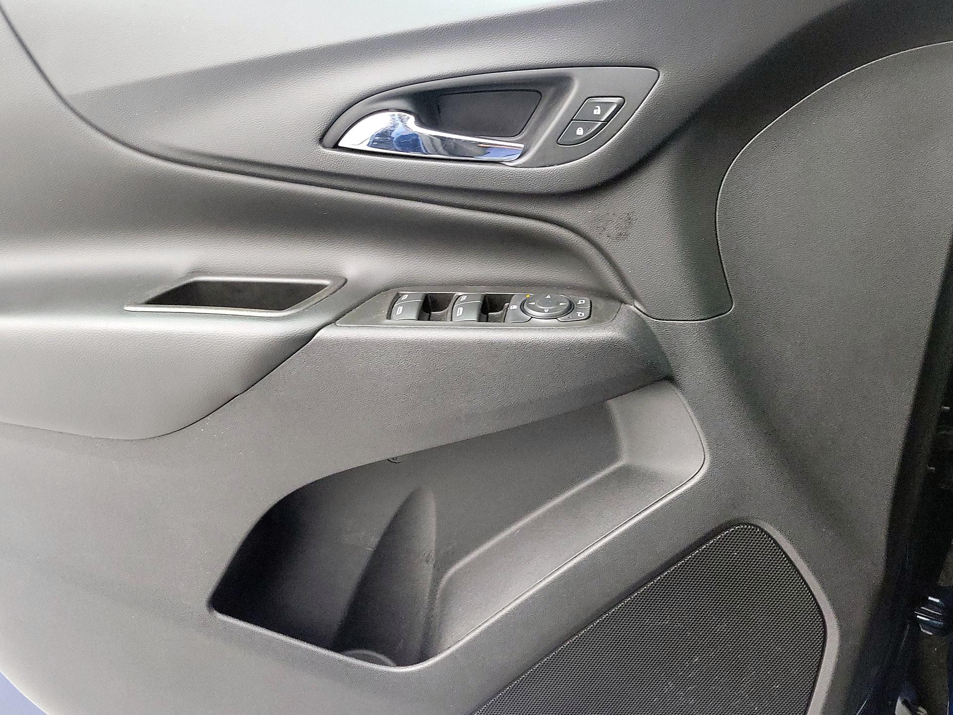 Thumbnail: 2020 Chevrolet Equinox - 12