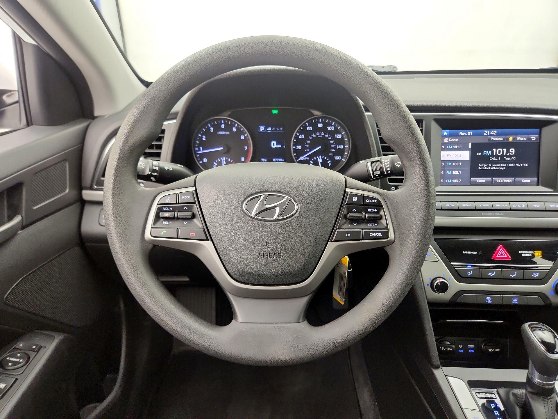 Thumbnail: 2018 Hyundai Elantra - 10