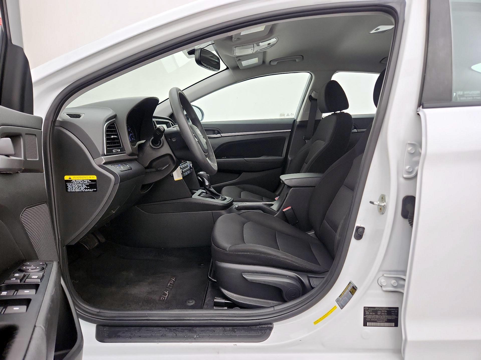 Thumbnail: 2018 Hyundai Elantra - 11